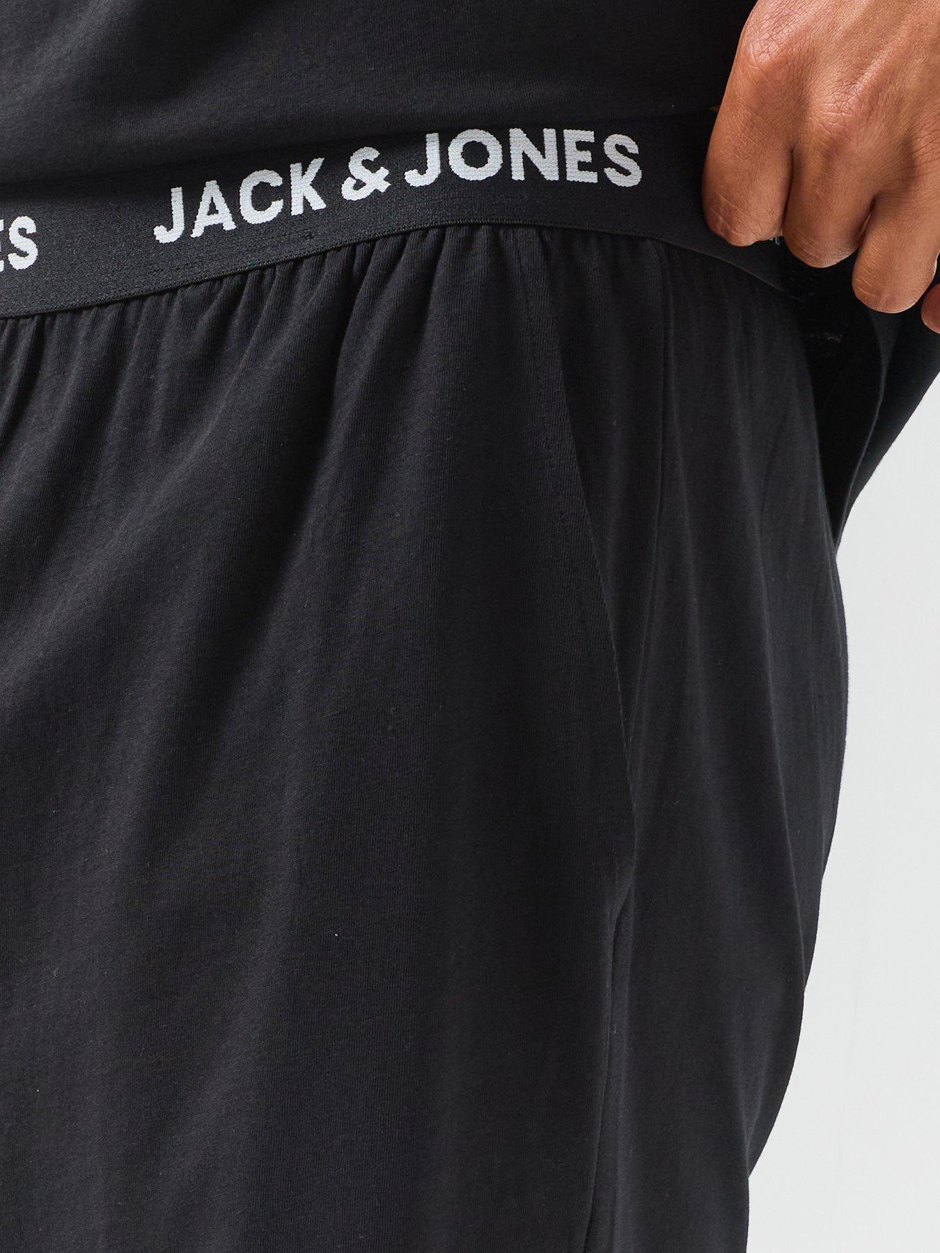Image 6 of 6 of Jack & Jones Everest T-Shirt And Trousers Pyjama Set - Black