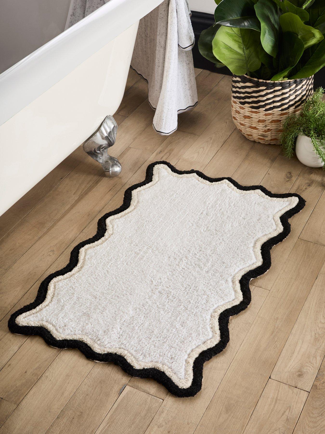 Image 1 of 3 of Fusion Scallop Bath Mat In Monochrome