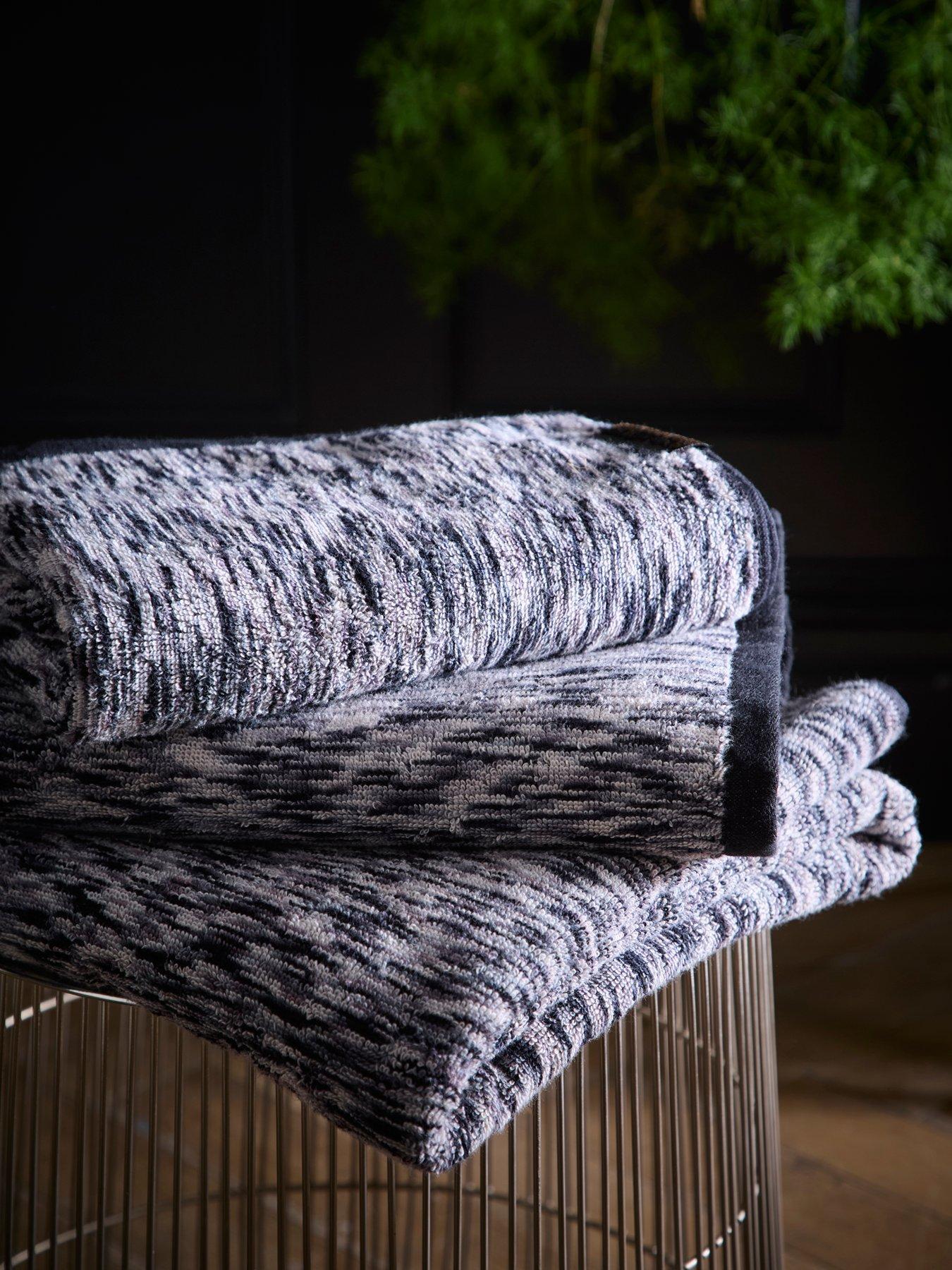 Image 4 of 4 of Laurence Llewelyn-Bowen Orion Towel Collection Black