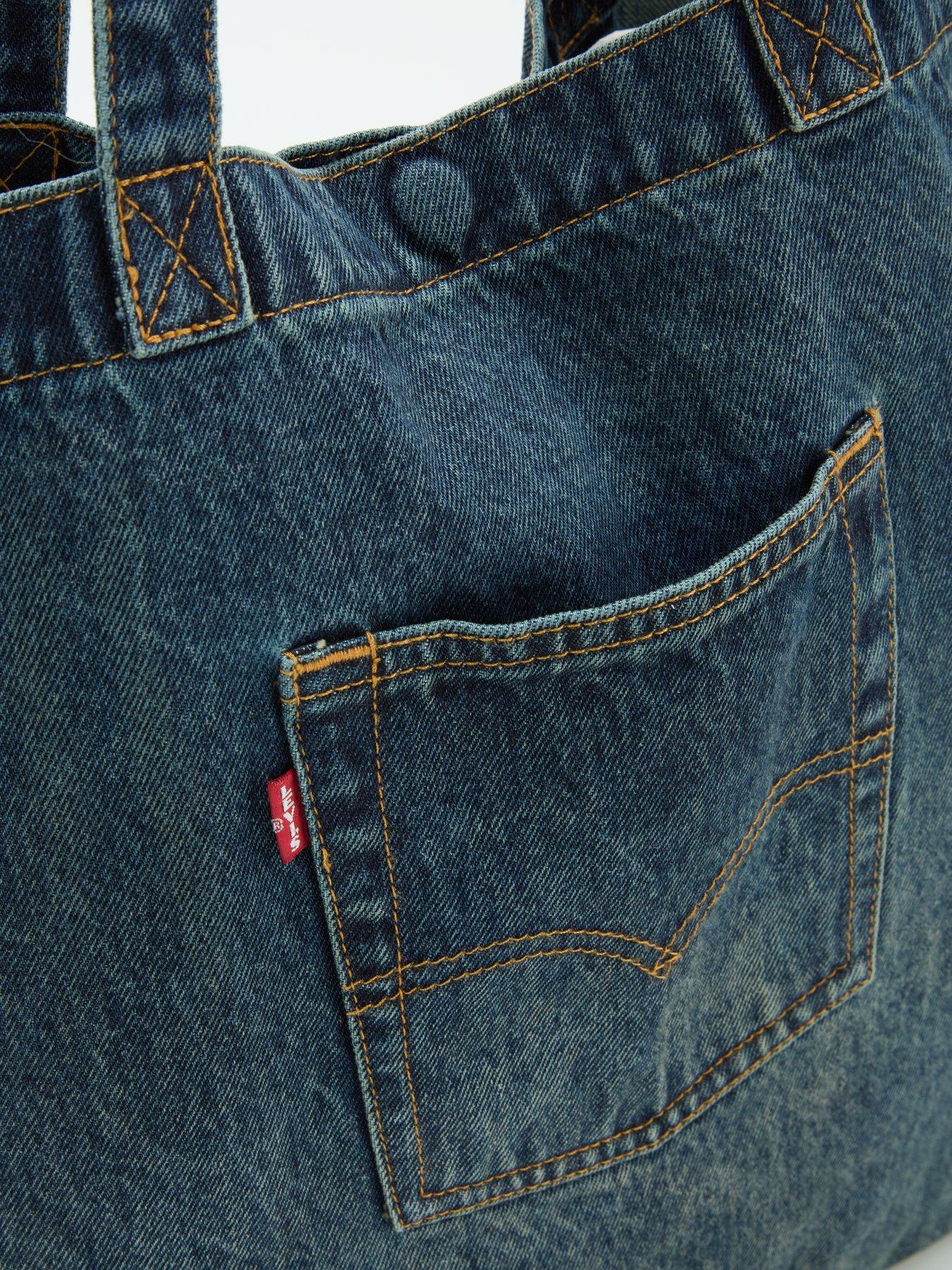 Image 3 of 6 of Levi's Women's Levi's Tote Bag - Laid In The Meadow Blue