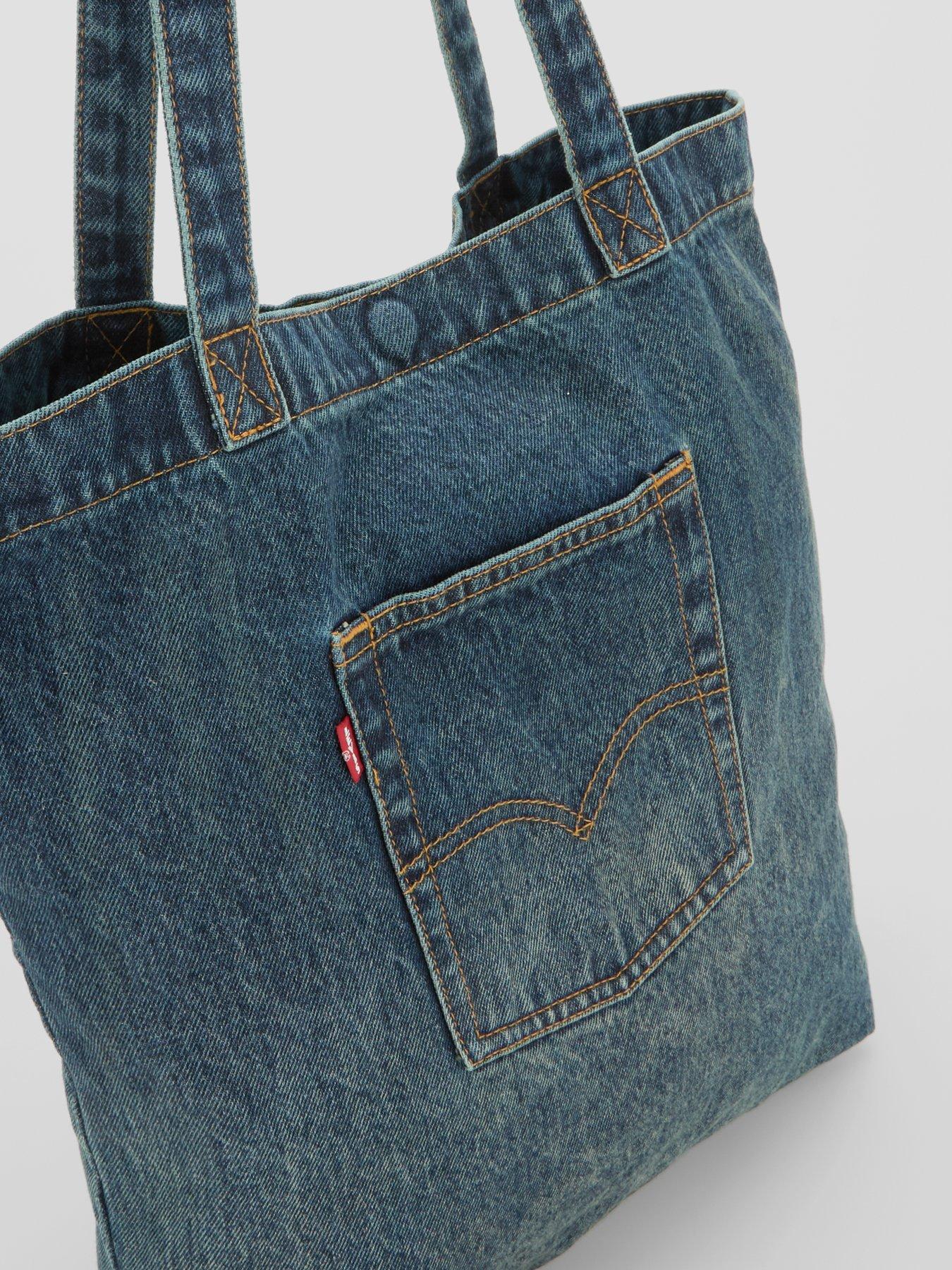 Image 6 of 6 of Levi's Women's Levi's Tote Bag - Laid In The Meadow Blue