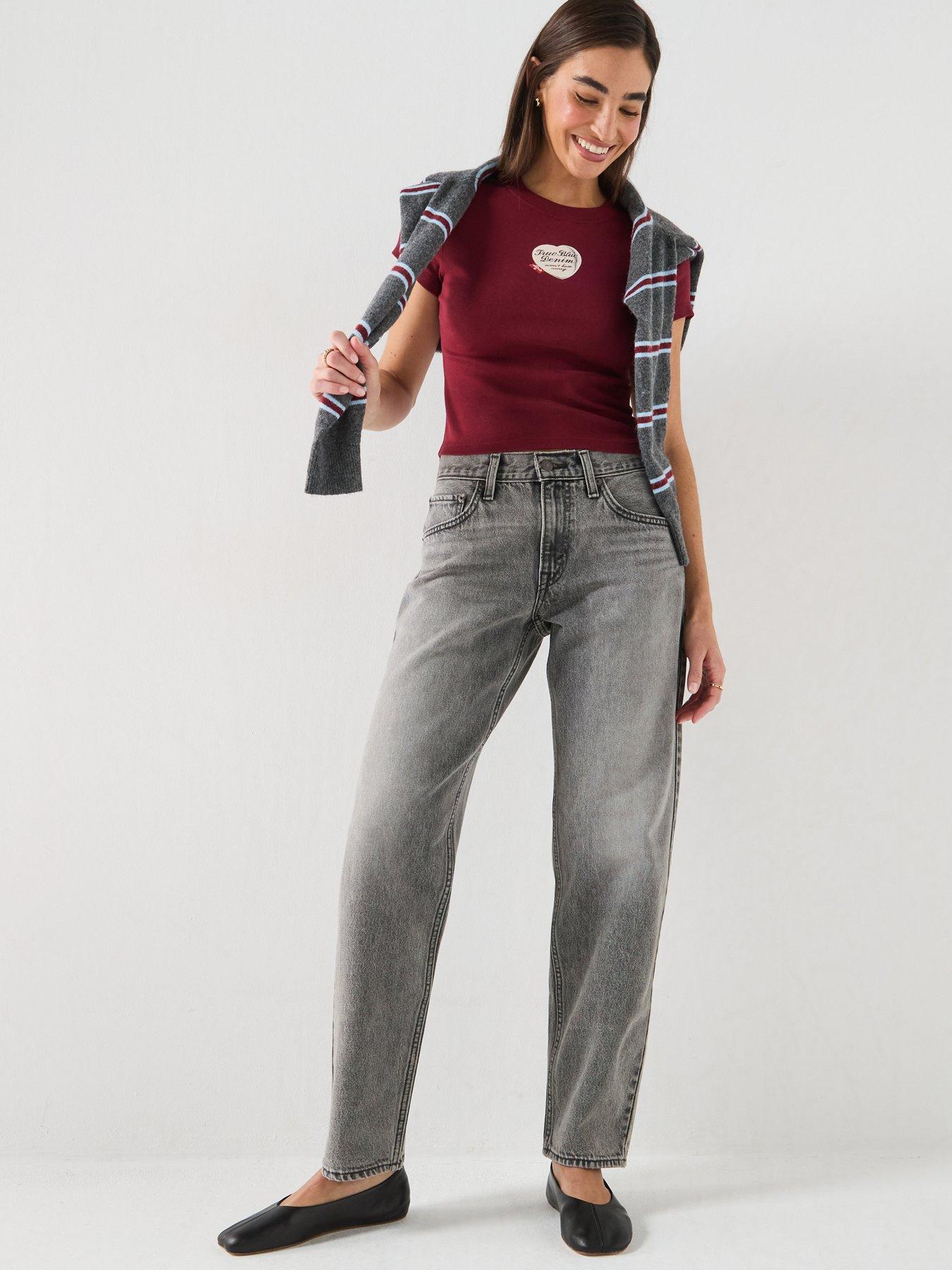 Image 3 of 6 of Levi's Locket Logo Essential Baby T-Shirt - Cabernet - Dark Red