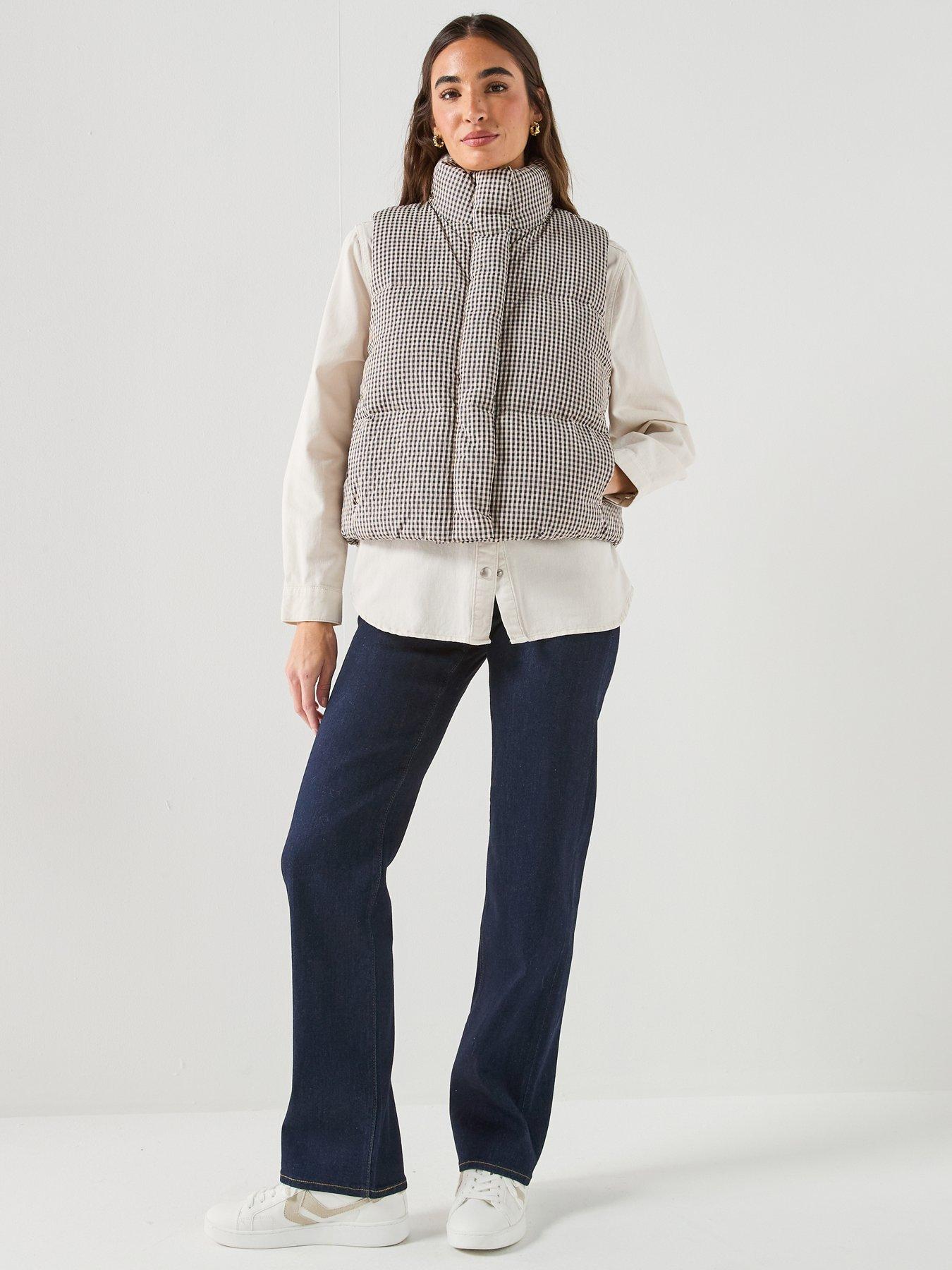 Image 6 of 6 of Levi's Tate Bubble Checked Puffer Vest Gilet - Grey