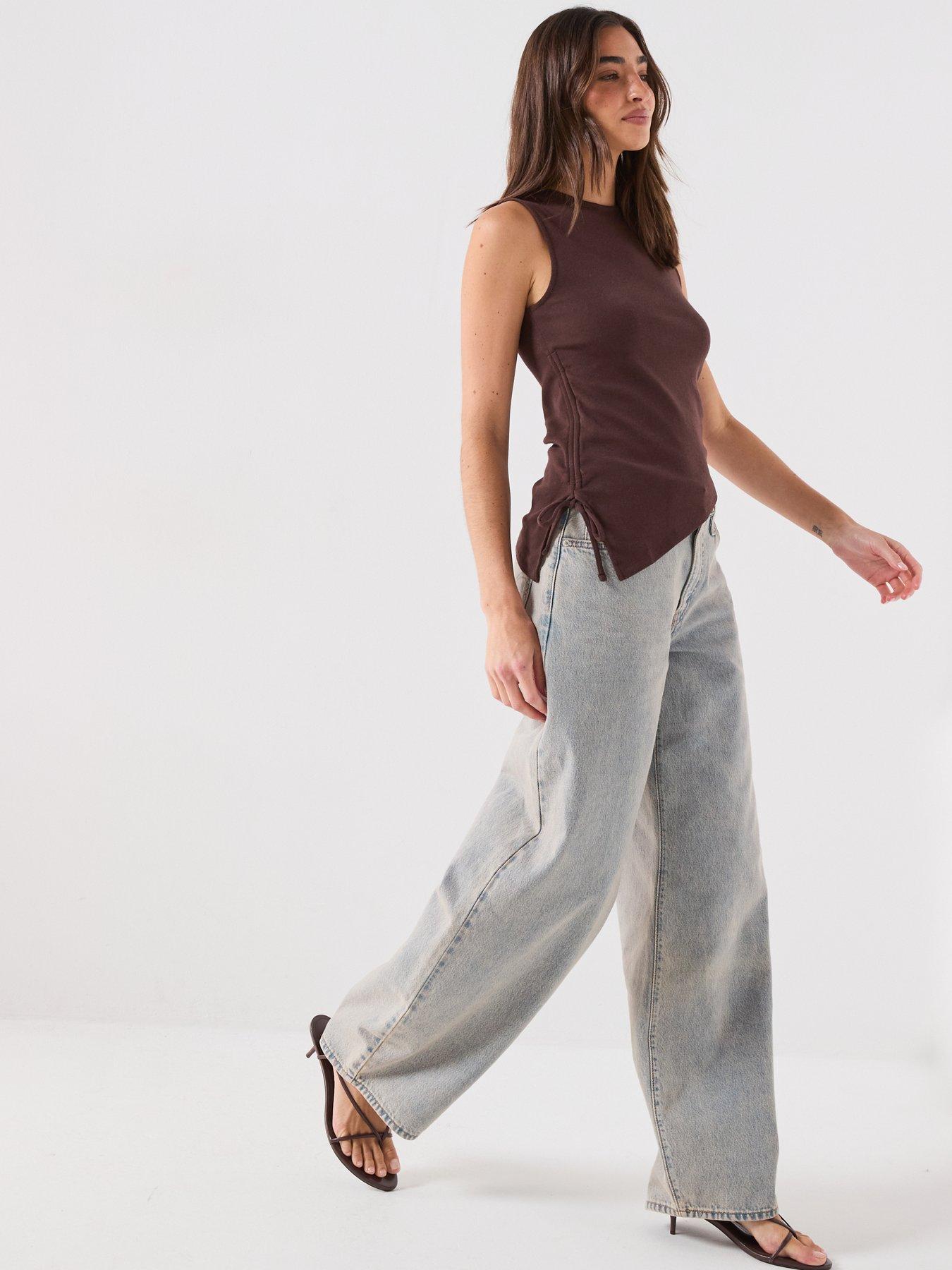 Image 3 of 6 of Levi's Alila Asymmetrical Vest Top - Java - Brown