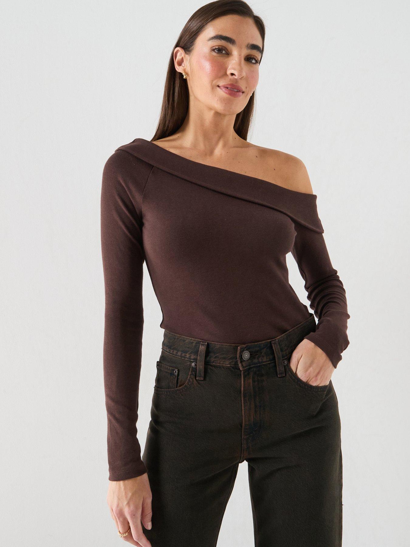Image 1 of 5 of Levi's Womens Clara Off-The-Shoulder Ribbed Striped Bardot Top &nbsp;Brown