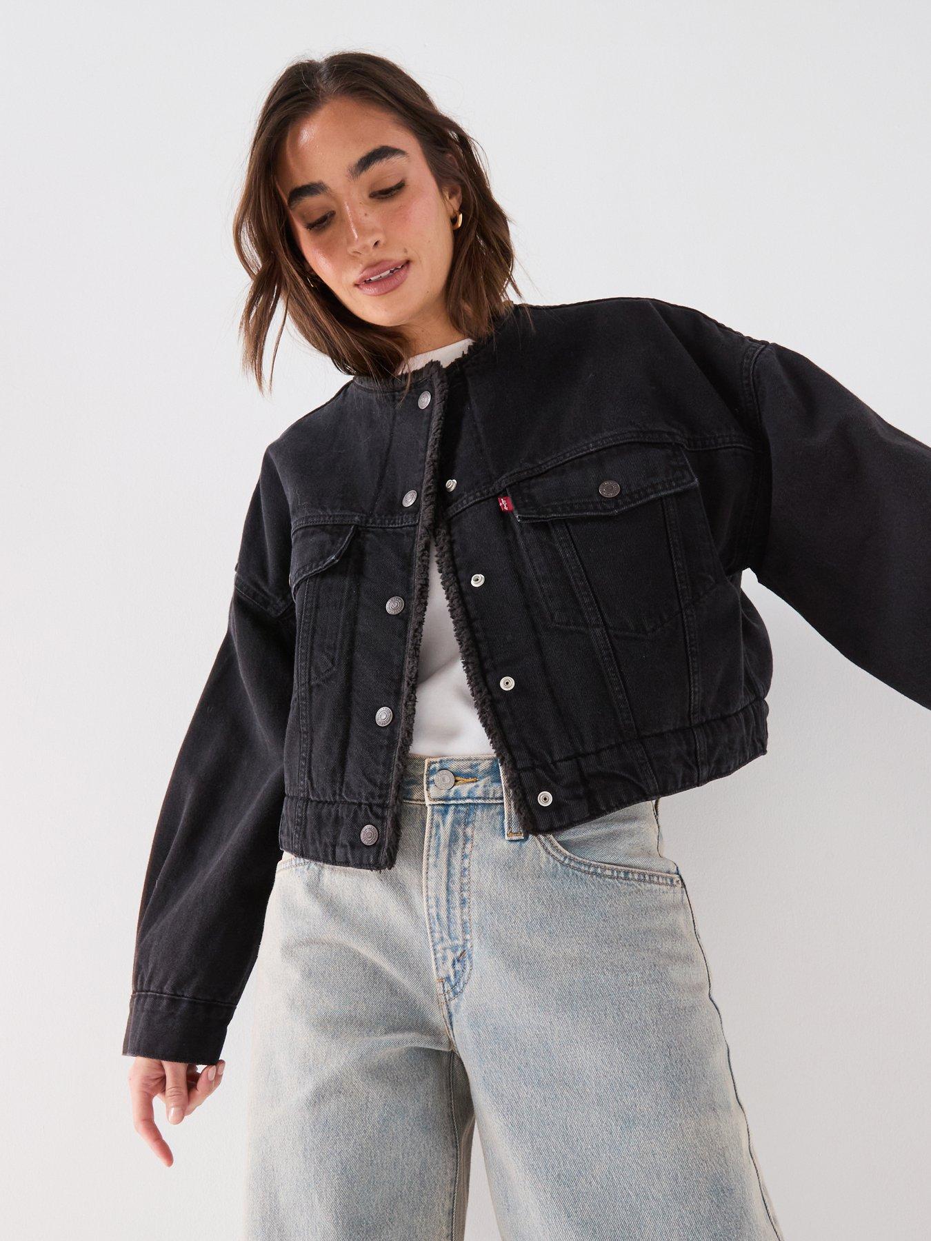 Levi's Collarless Crop Sherpa Trucker