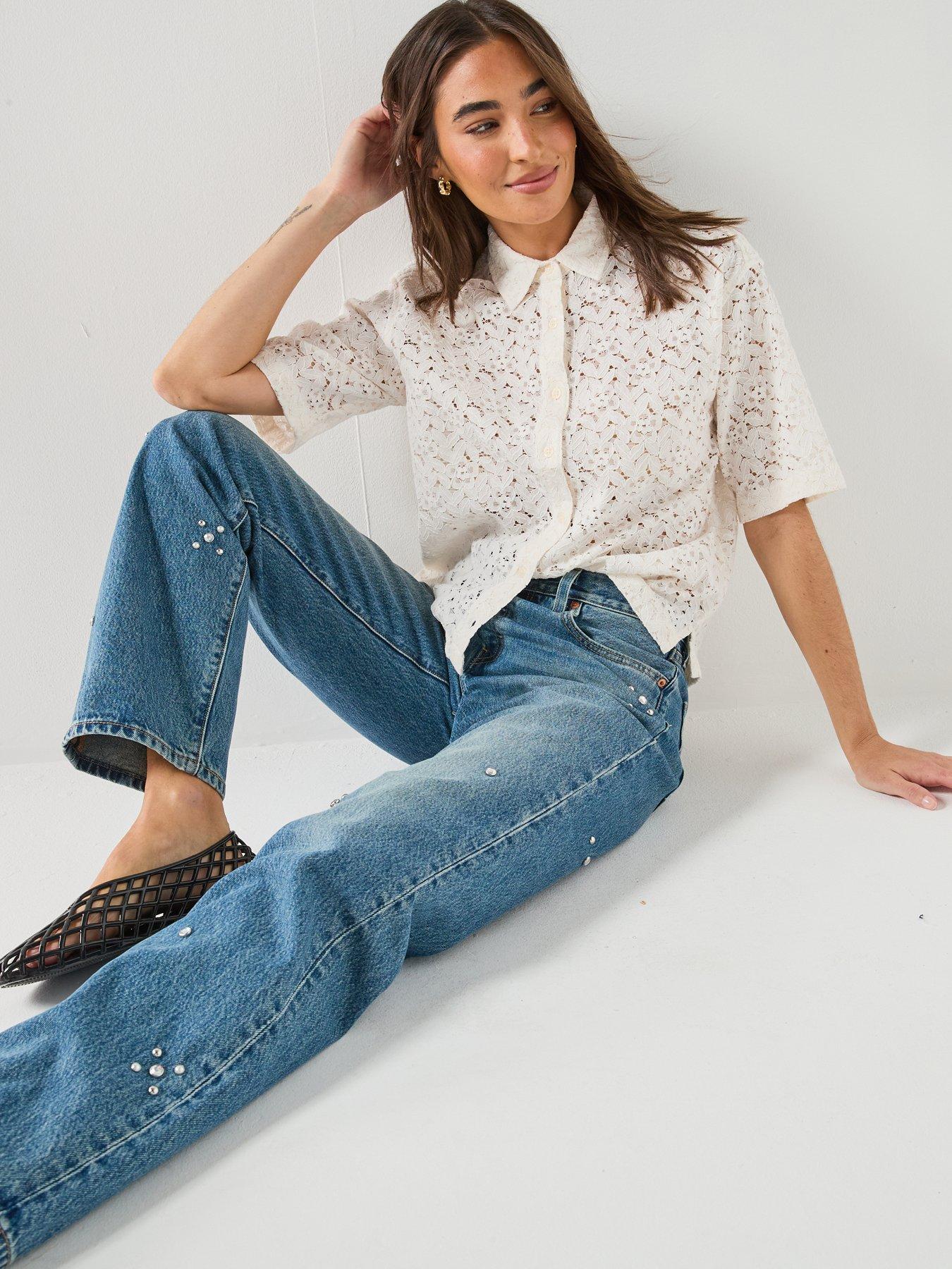 Image 3 of 6 of Levi's Harlie Short Sleeve Lace Shirt - White