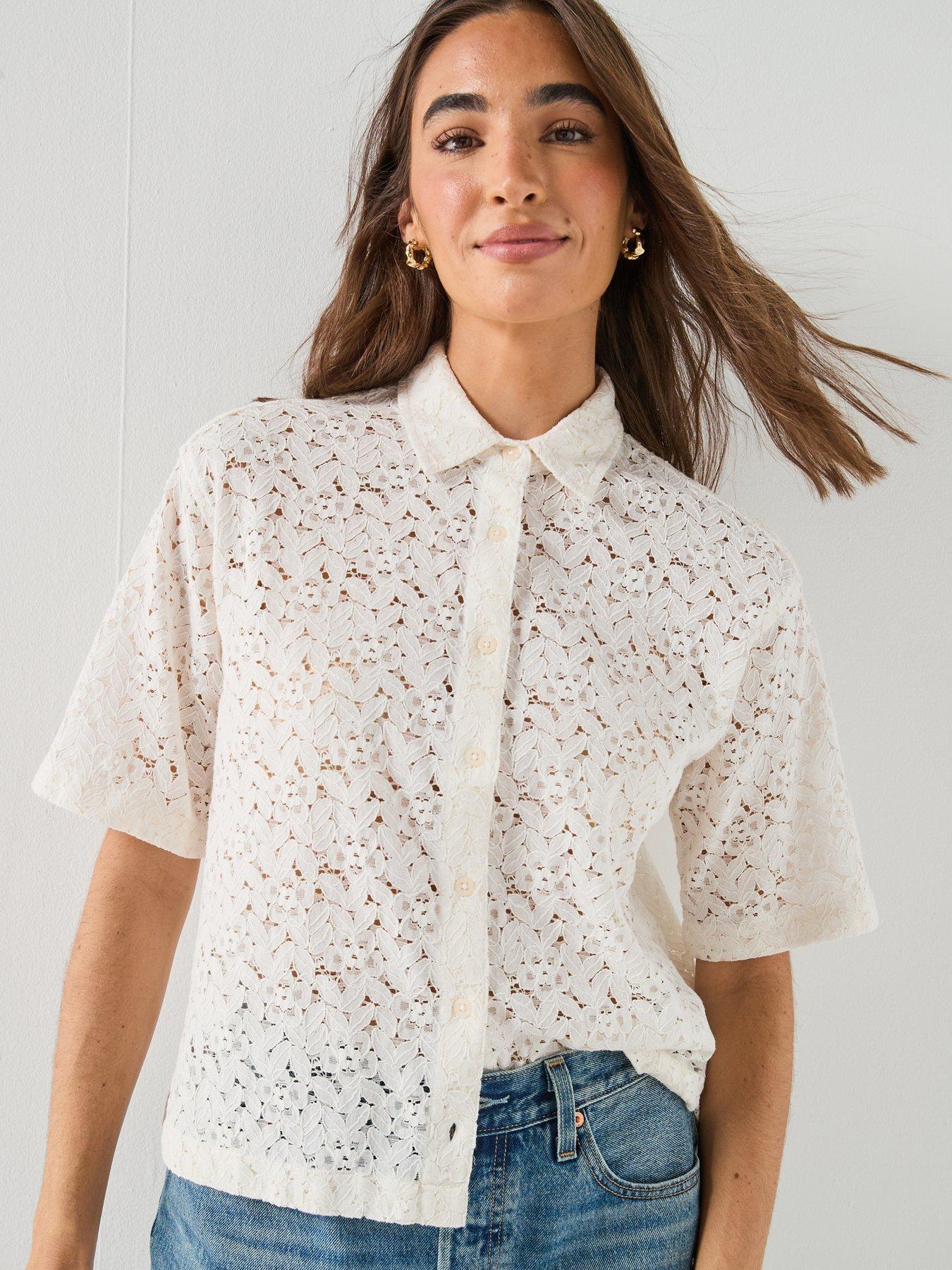 Image 4 of 6 of Levi's Harlie Short Sleeve Lace Shirt - White