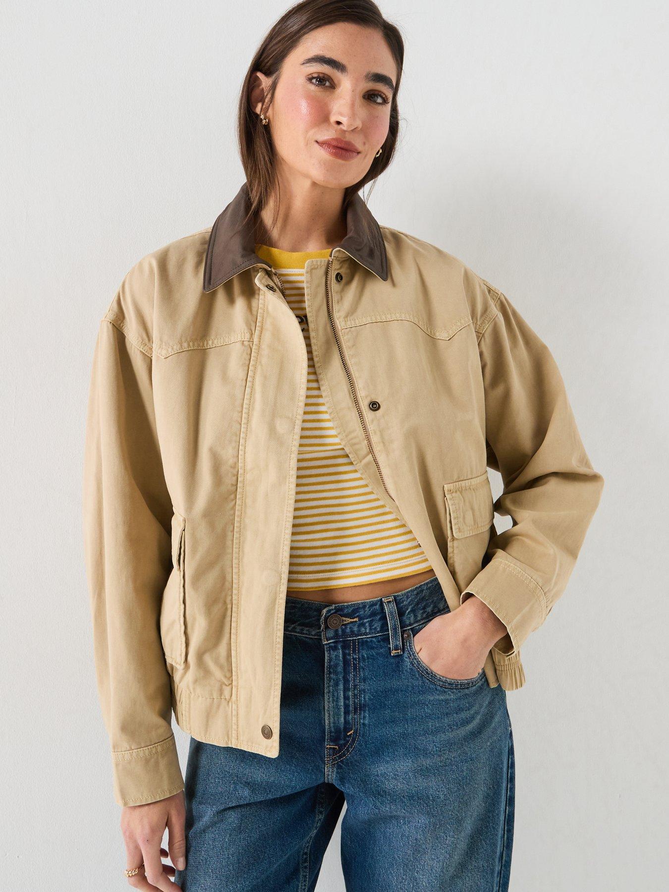 Image 5 of 6 of Levi's Winnie Western Barn Jacket - Beige