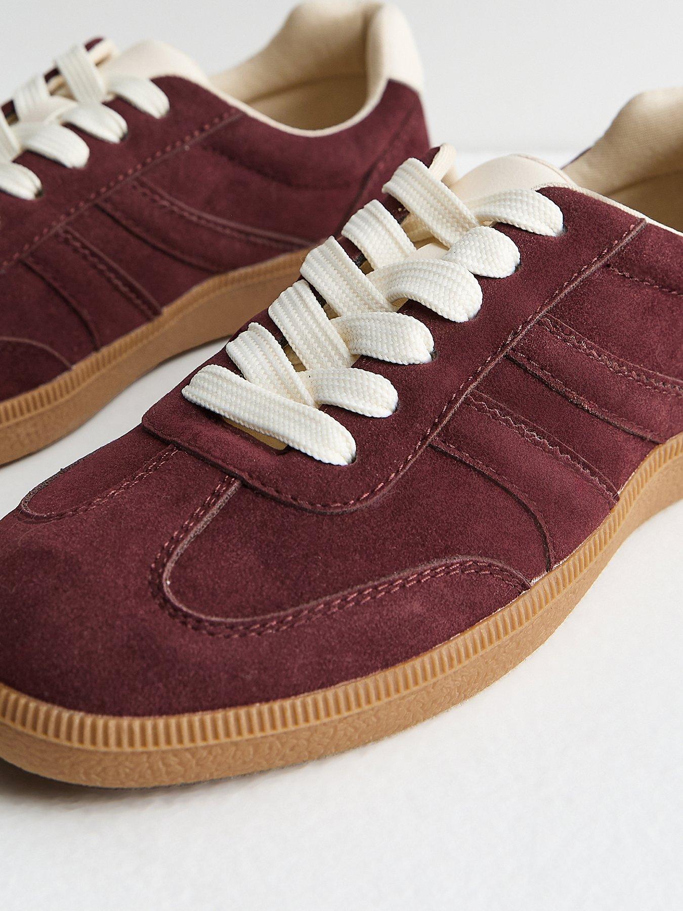 Image 2 of 5 of New Look Faux Suede Contrast Stripe Trainers - Dark Burgundy