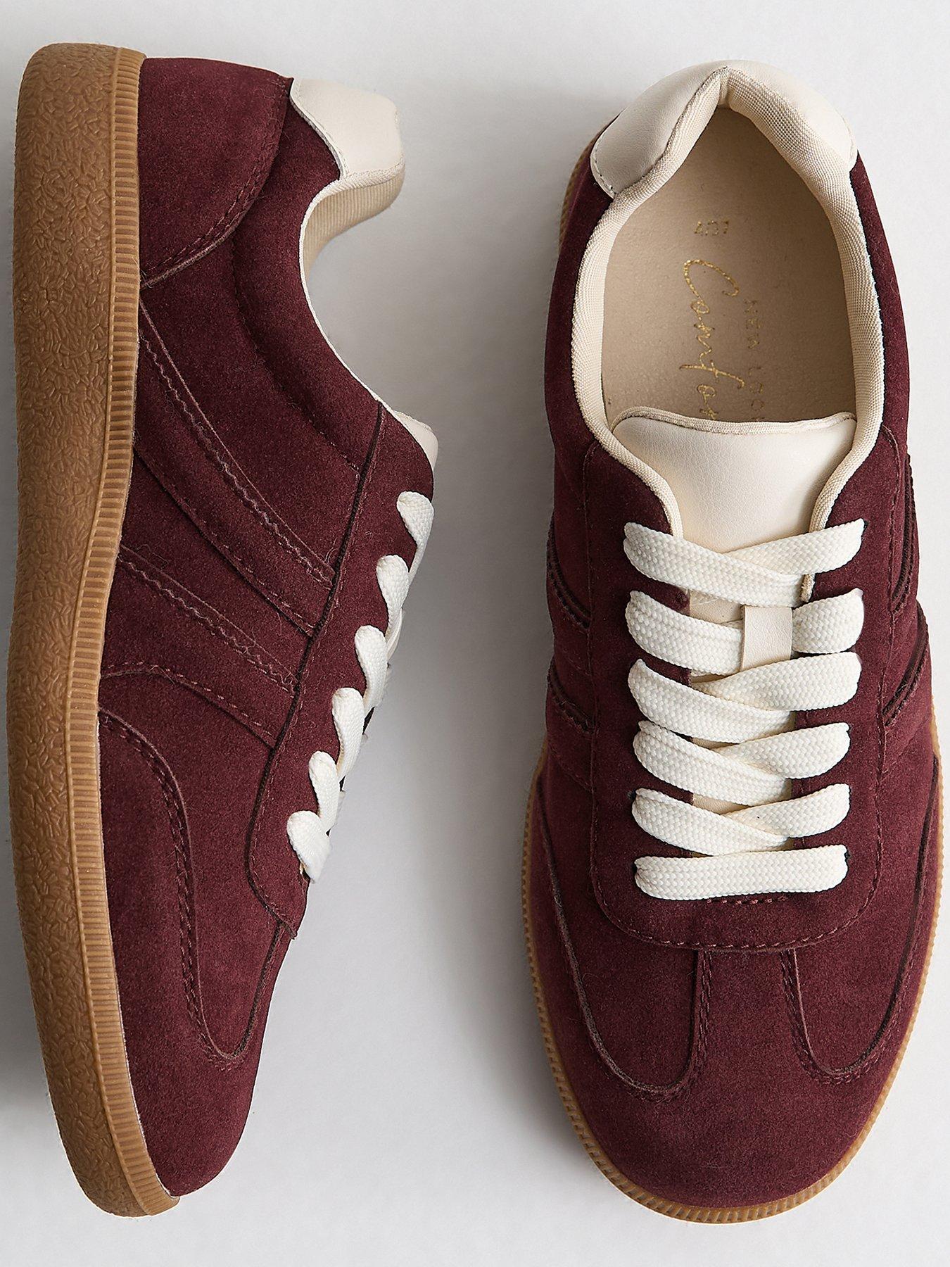 Image 4 of 5 of New Look Faux Suede Contrast Stripe Trainers - Dark Burgundy