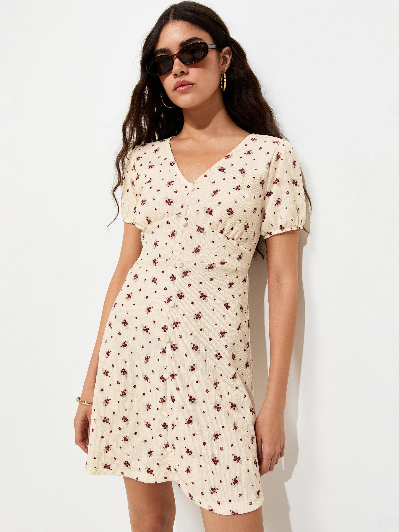 New Look Floral V-Neck Short Sleeve Mini Dress - White