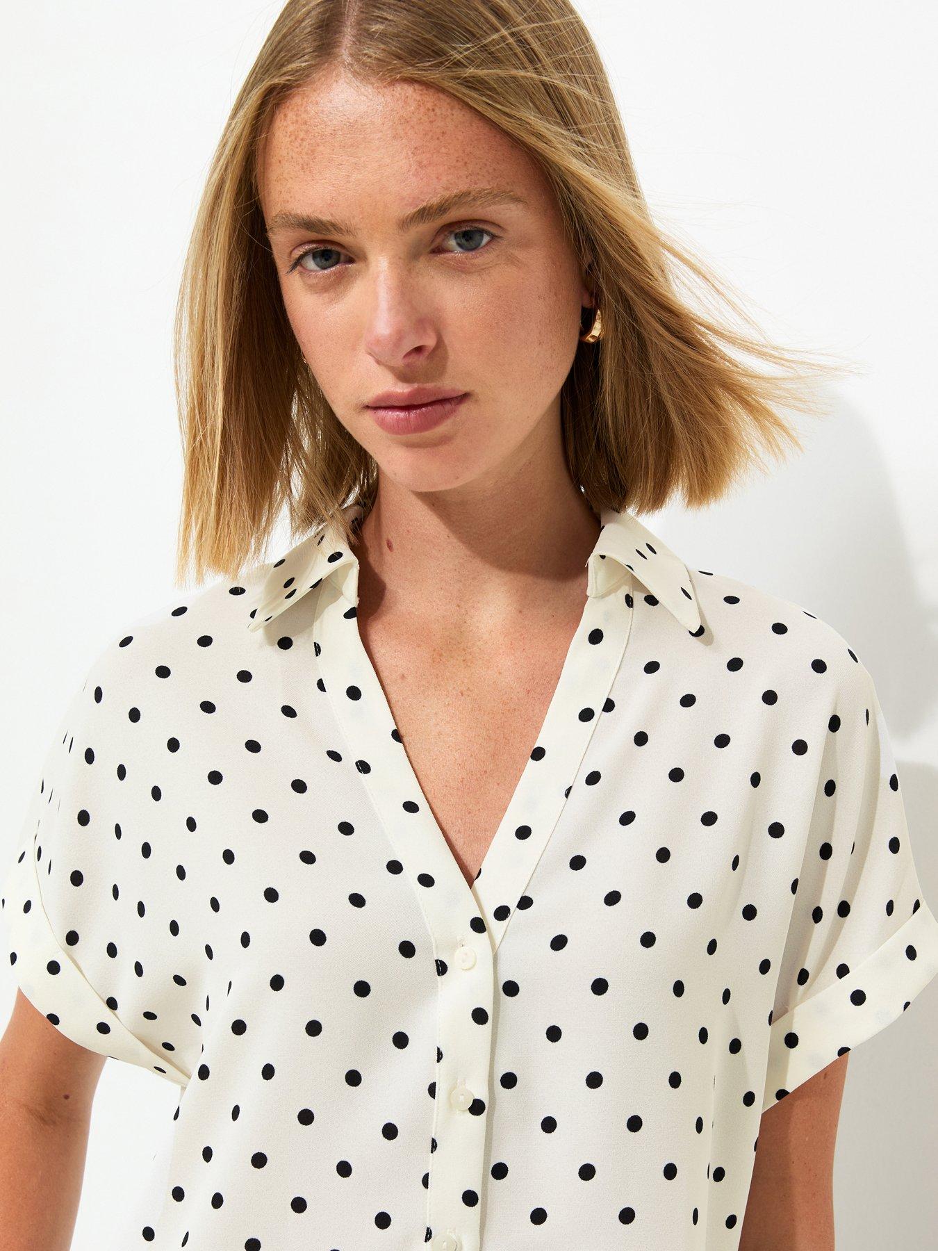 Image 4 of 5 of New Look Polka Dot Short Sleeve Shirt - White