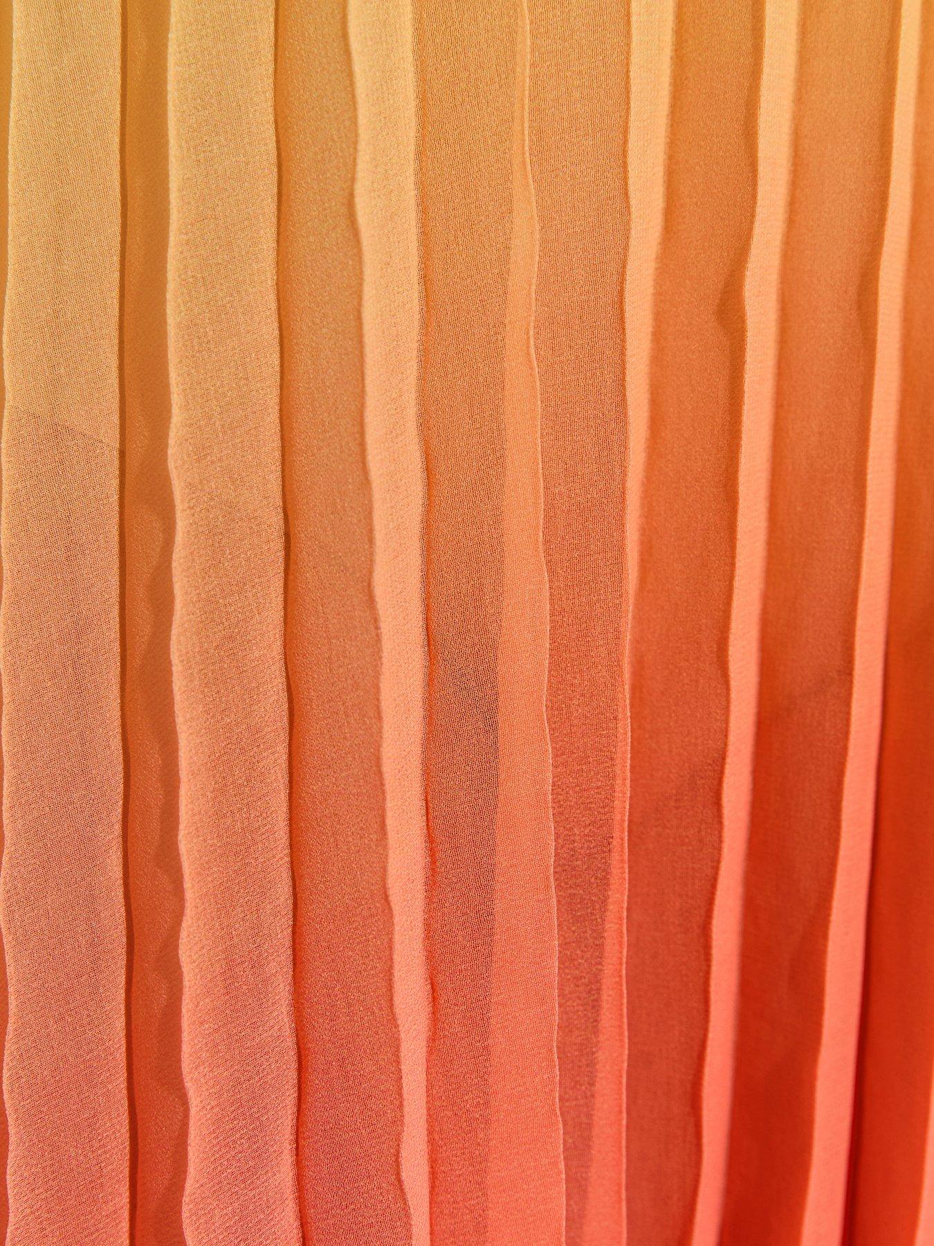 Image 5 of 5 of New Look Ombre Pleated Beach Maxi Dress - Yellow