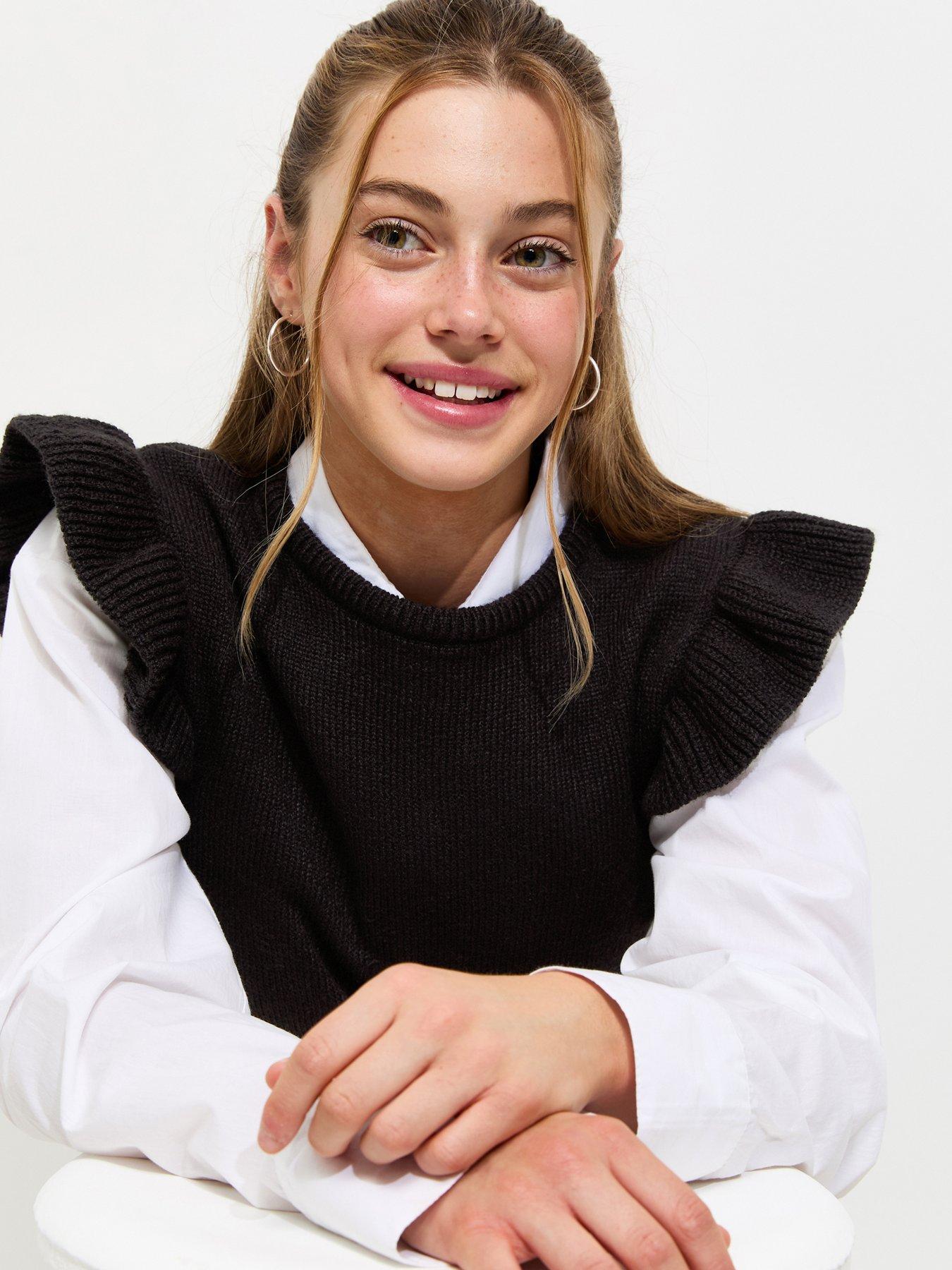 Image 4 of 5 of New Look 915 Girls Knitted Frill Sleeve Vest Top - Black