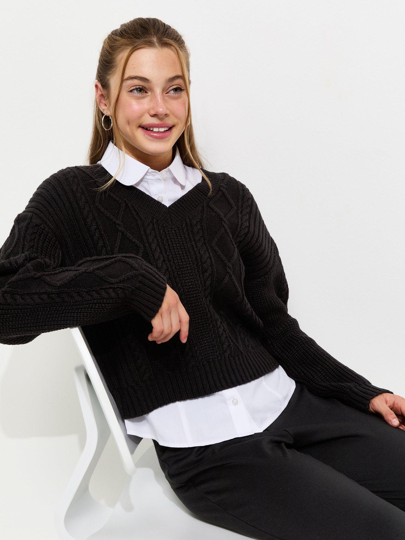 Image 4 of 5 of New Look 915 Girls V-Neck Cable Knit Jumper - Black