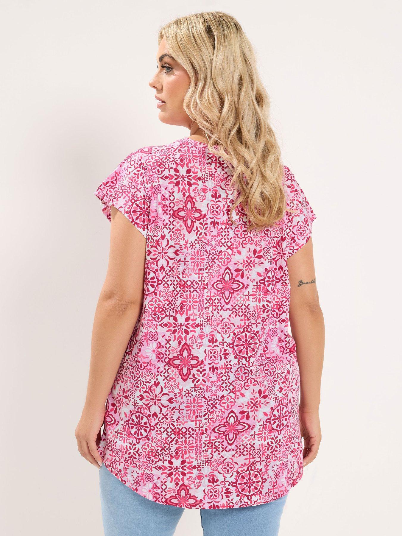Image 2 of 4 of Yours Curve Tile Print Grown On Sleeve T-Shirt - Pink