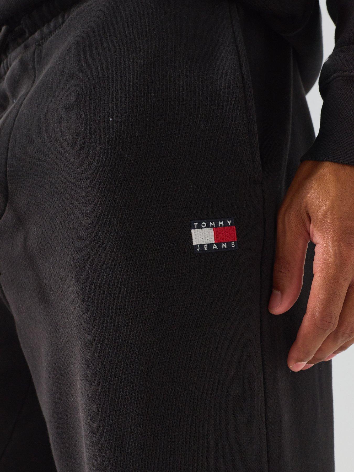 Image 4 of 6 of Tommy Jeans Regular Badge Joggers - Black