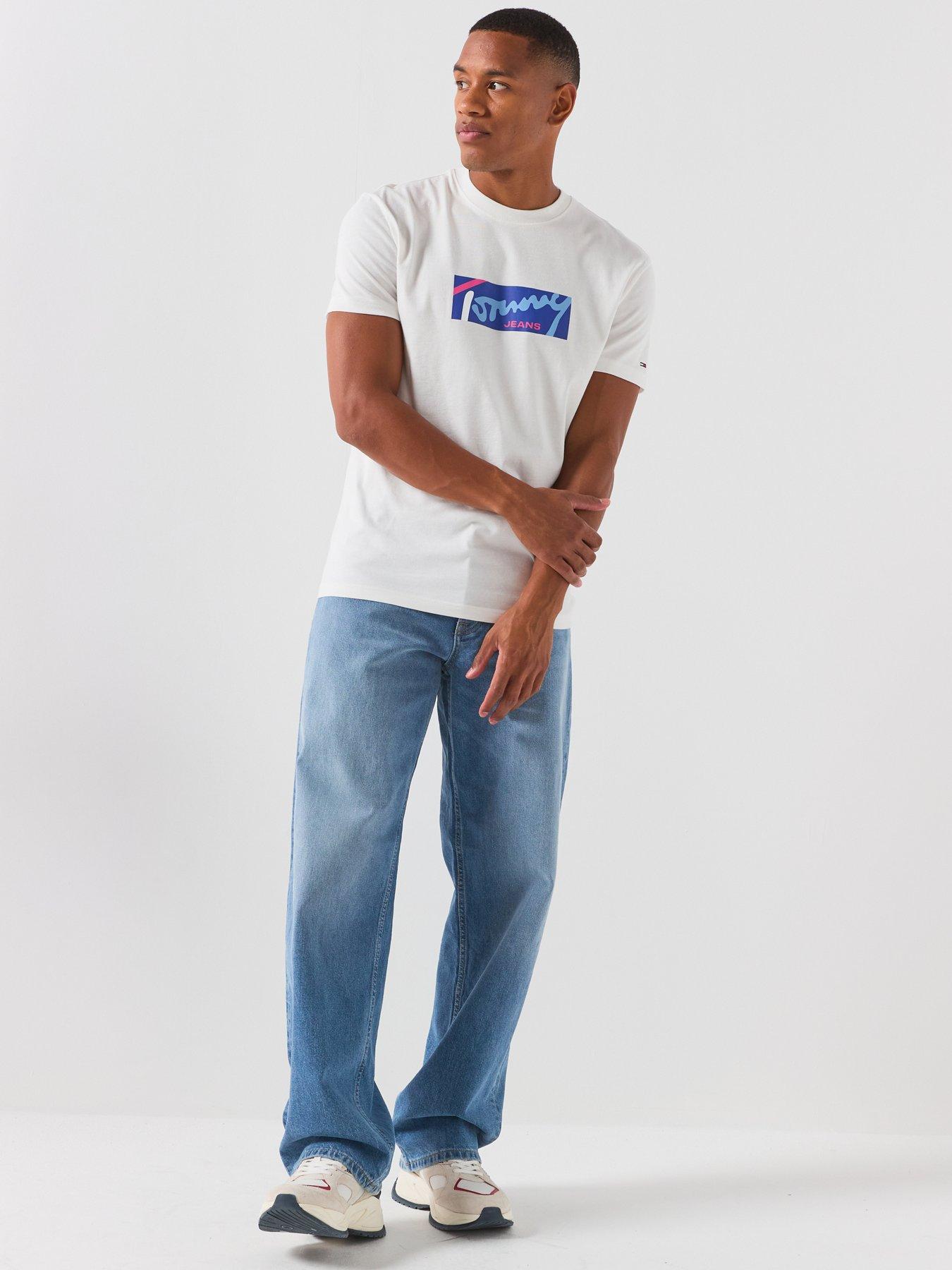 Image 3 of 6 of Tommy Jeans Regular Signature T-Shirt - White