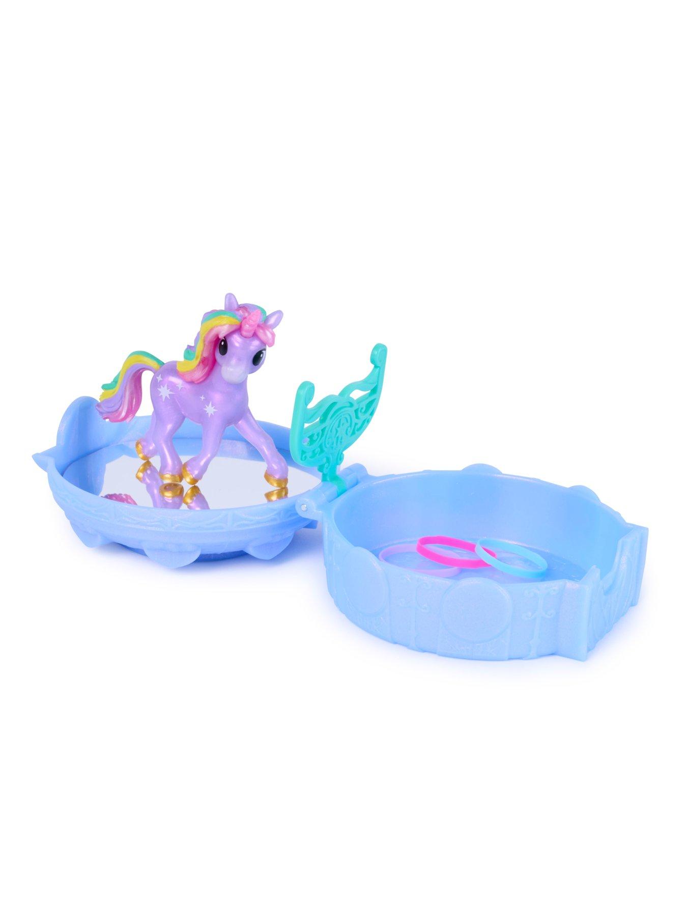 Image 4 of 7 of Unicorn Academy Wildstar Styling Head Playset