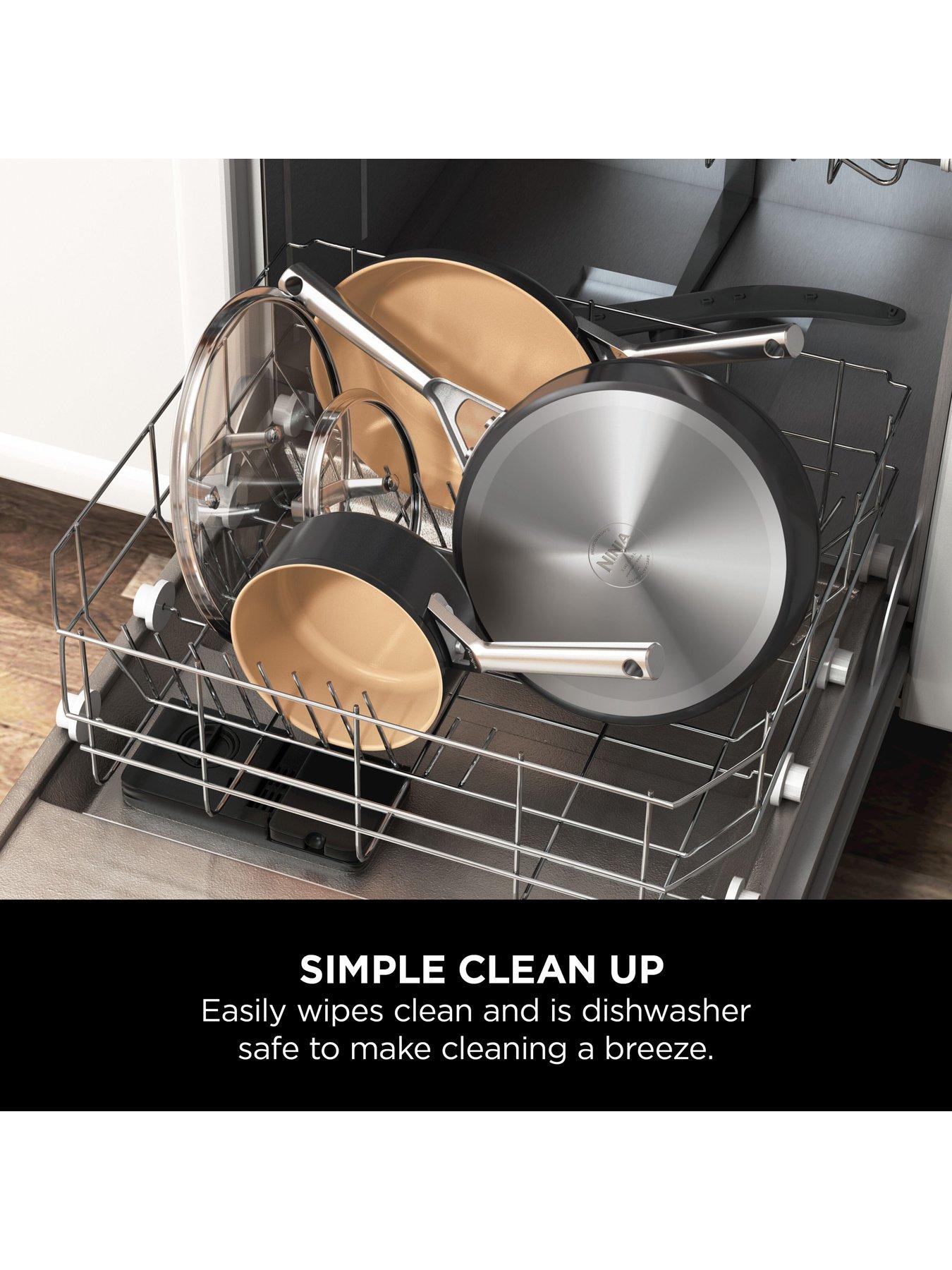 Image 4 of 7 of NINJA Ceramic Pro Long Life20cm Saucepan