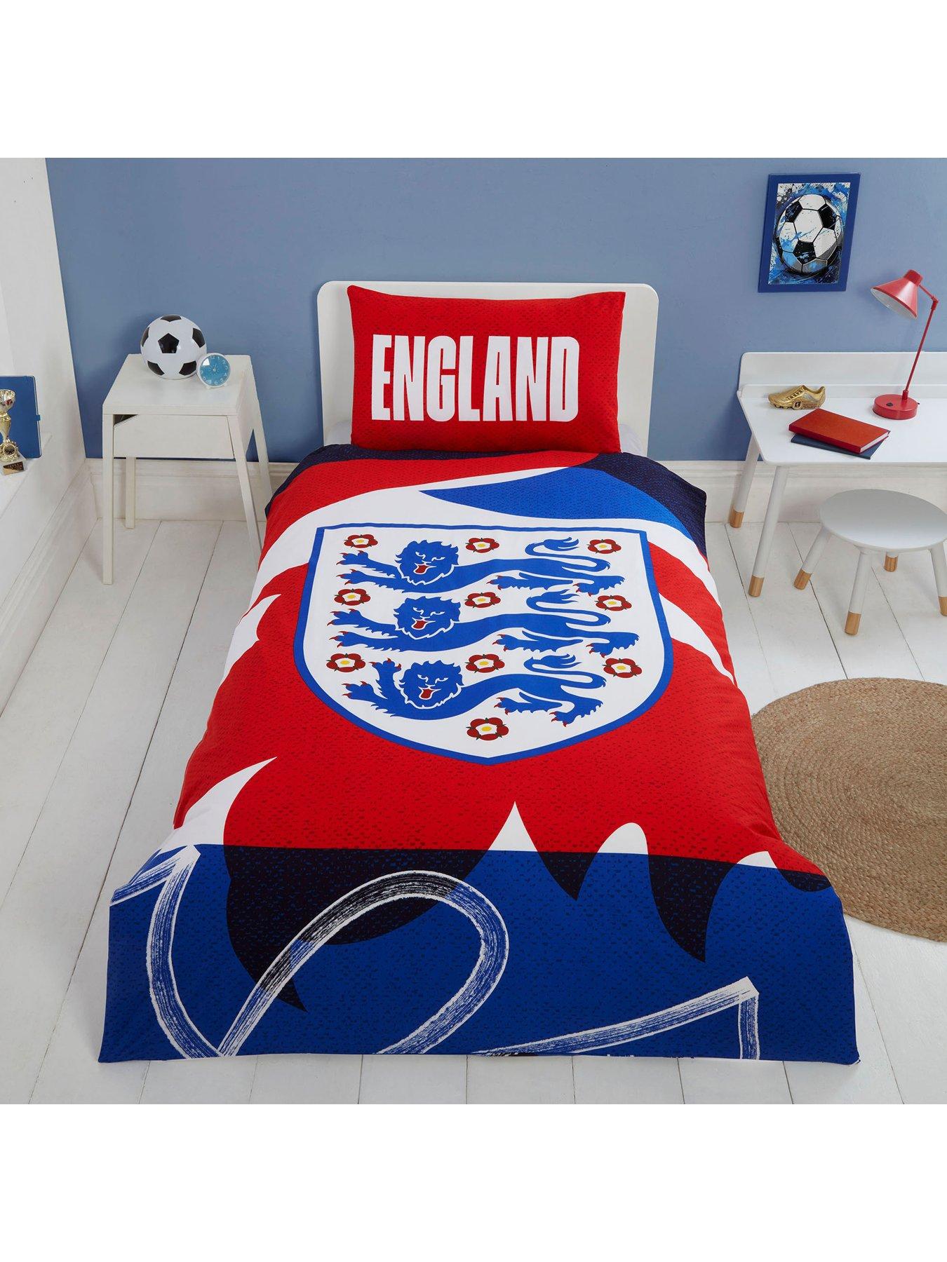 Image 2 of 5 of England Fa Bundle - Single Duvet Set With Football Shaped Cushion