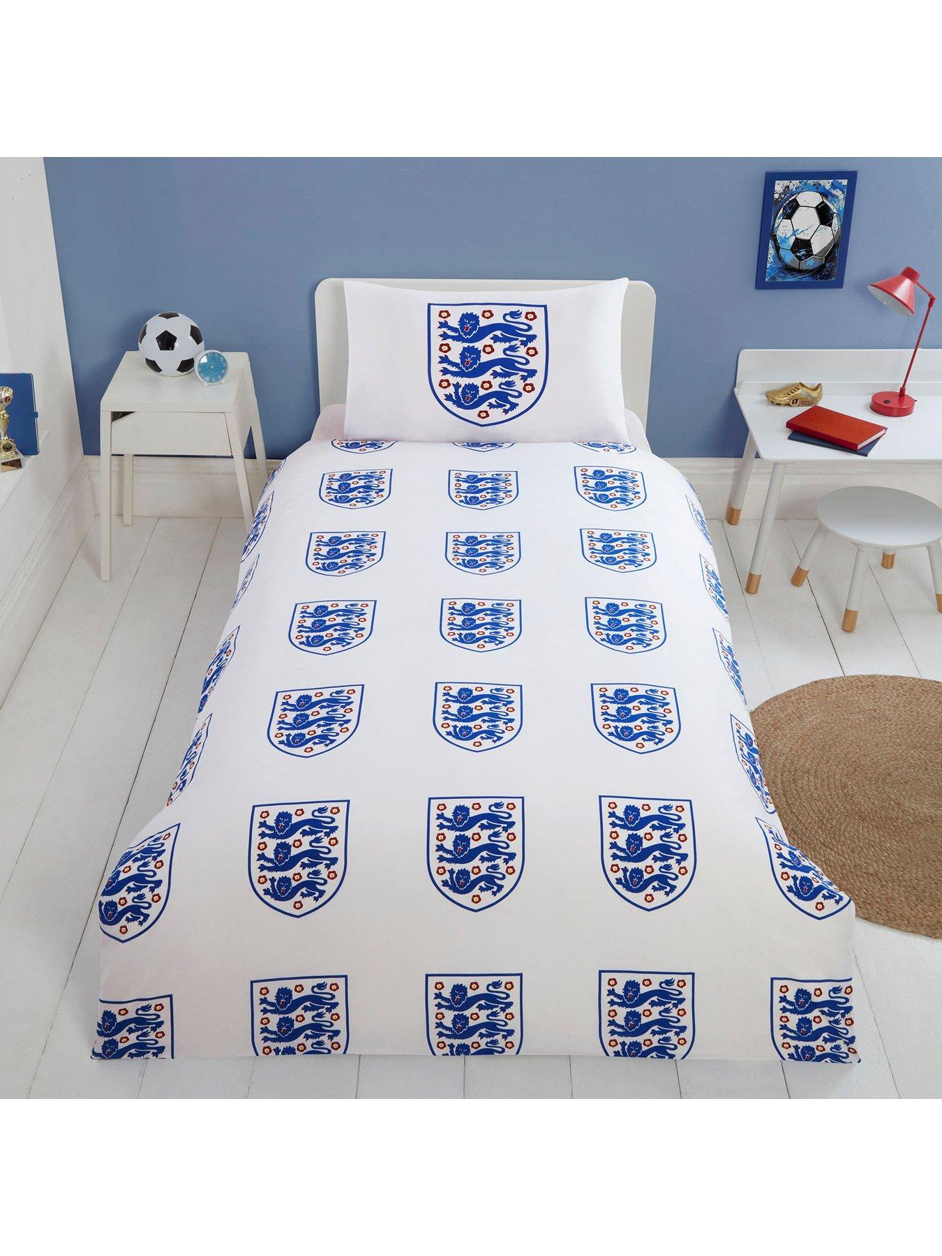 Image 3 of 5 of England Fa Bundle - Single Duvet Set With Football Shaped Cushion