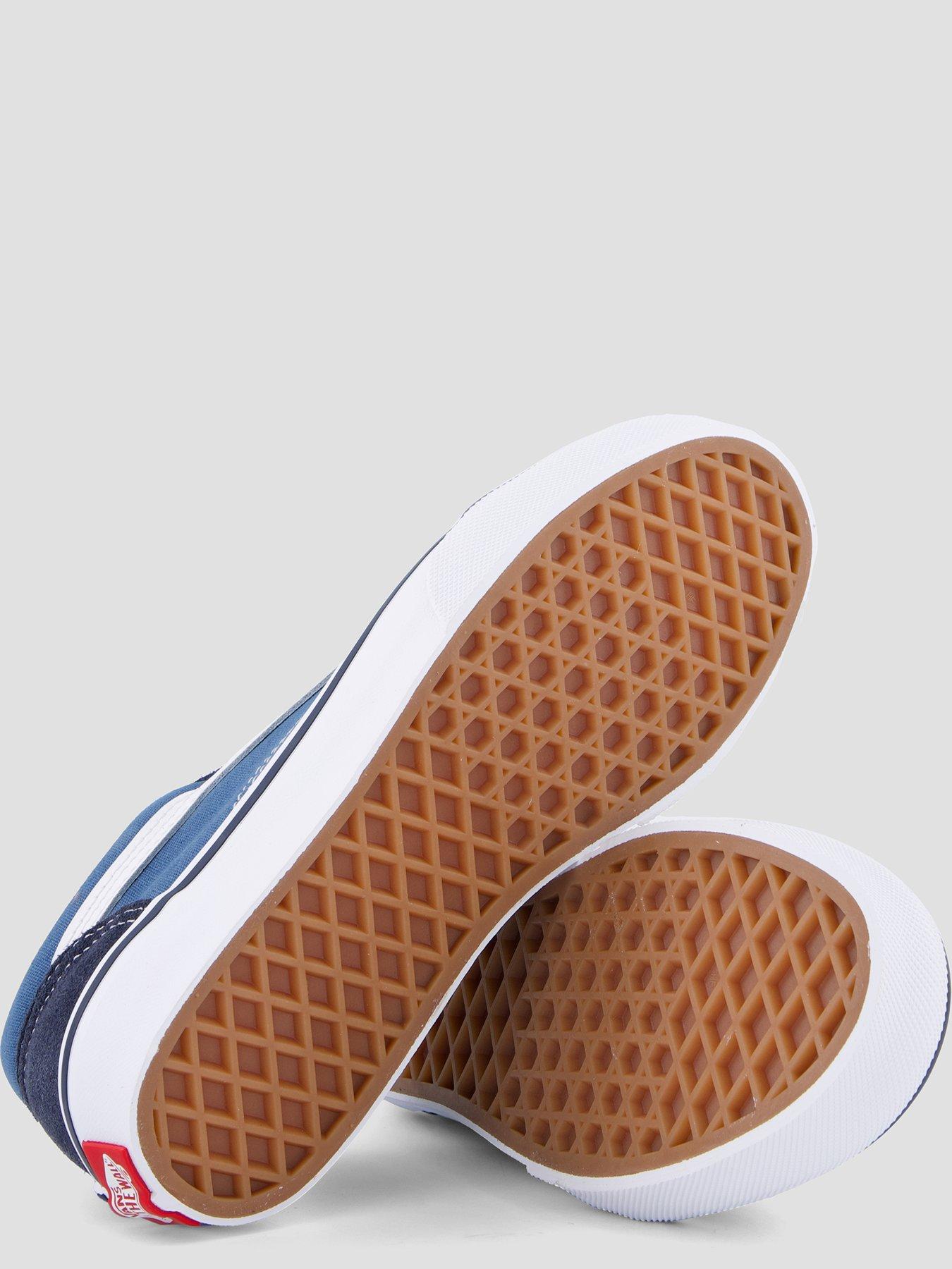 Image 4 of 7 of Vans Junior Old Skool Trainer - Blue