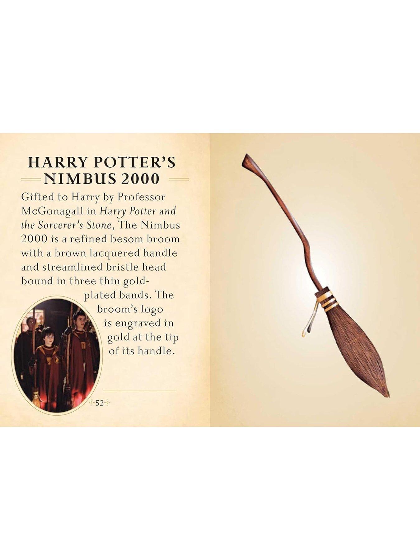 Image 6 of 7 of Harry Potter Harry Potter - Mini Trunk - 5 Book Set