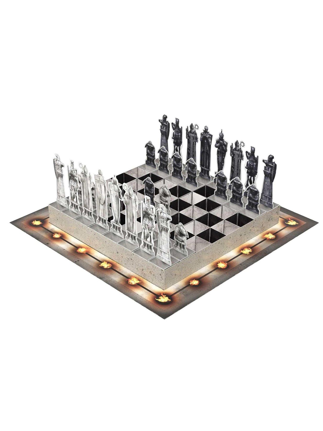 Image 4 of 6 of Harry Potter Harry Potter - The Pop-Up Wizard Chess Set
