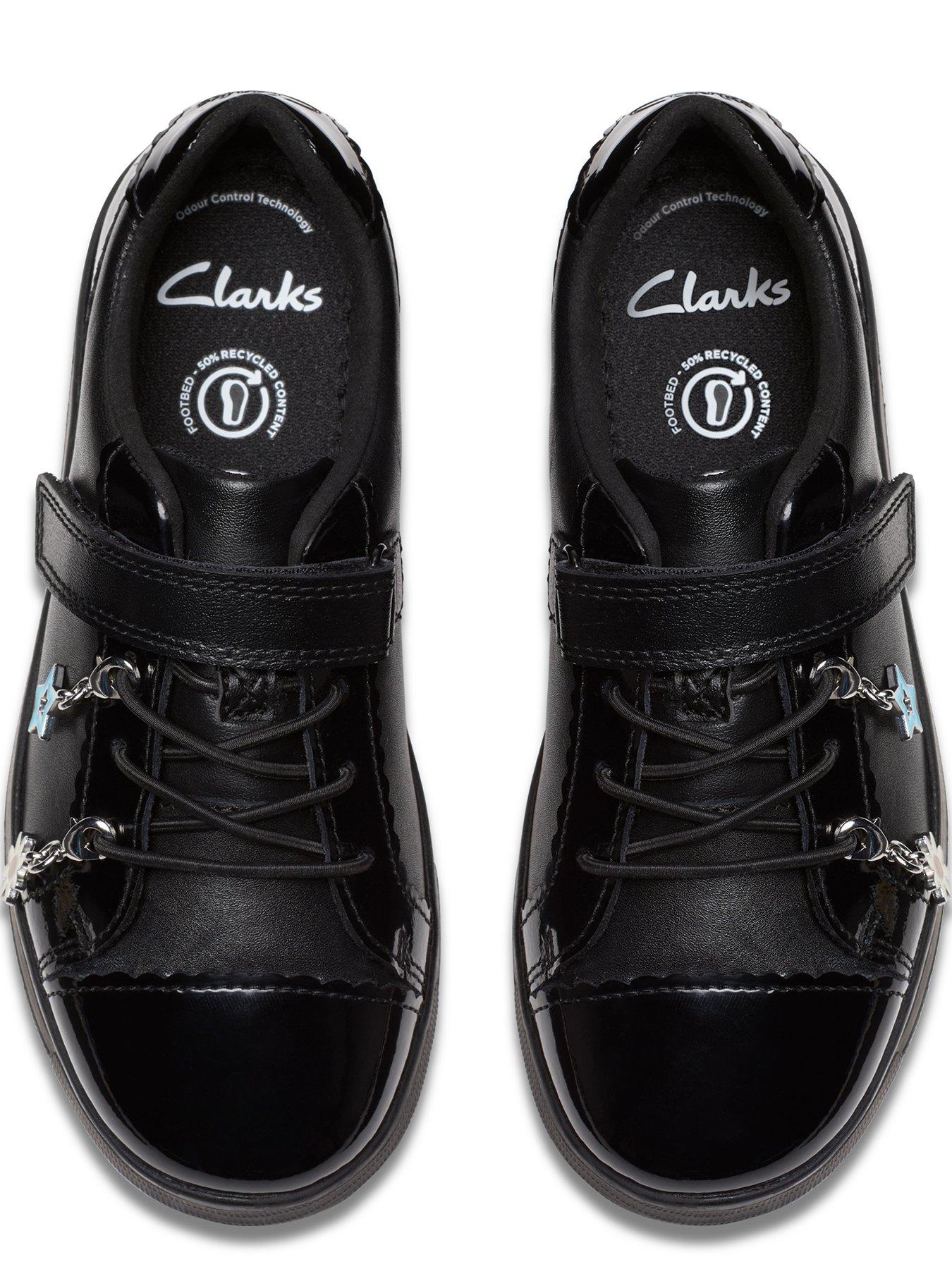 Image 4 of 6 of Clarks Junior Disco Charm Leather Trainer - Black