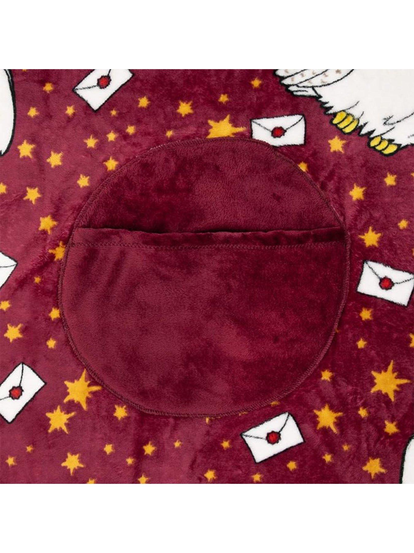 Image 3 of 4 of Harry Potter Hedwig Cushion Blanket