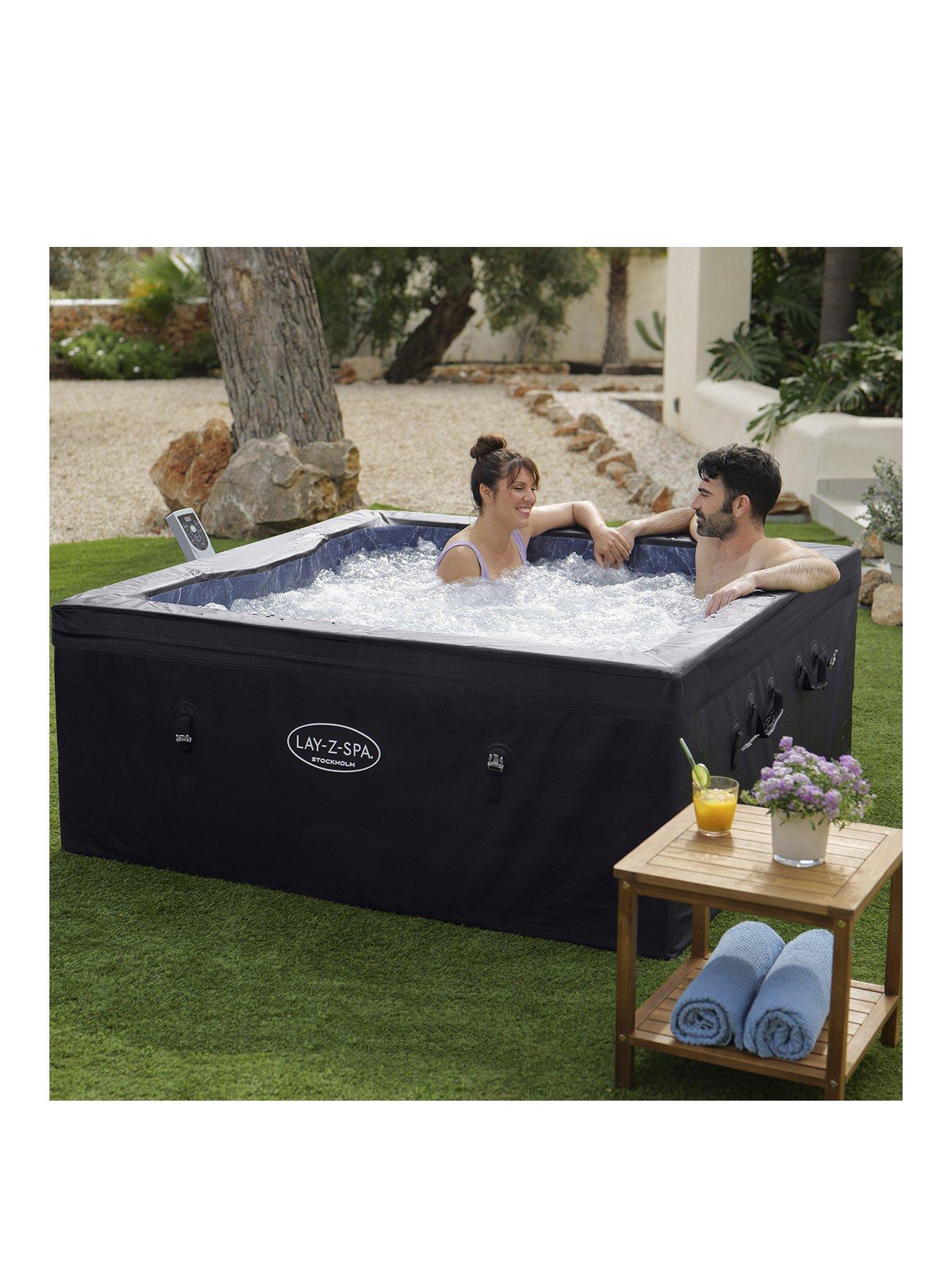 Lay-Z-Spa Stockholm Thermacore Ultrafit Smart Airjet Black Square Hot Tub (4-6 adults)