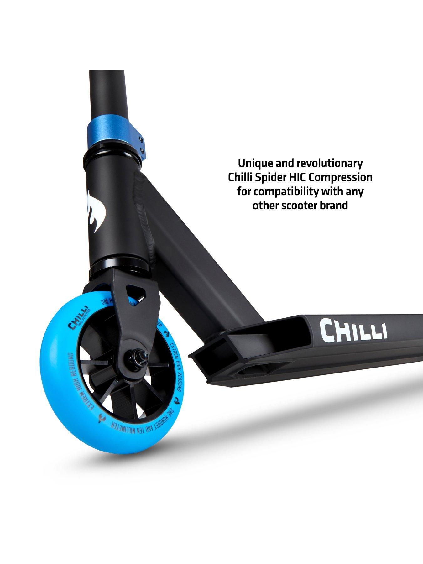 Image 3 of 7 of Micro Scooter Chilli Base Stunt Scooter: Blue