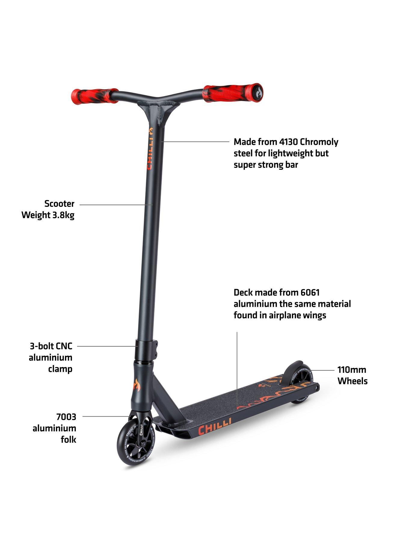 Image 2 of 7 of Micro Scooter Chilli Reaper Venom Stunt Scooter: Black/Red