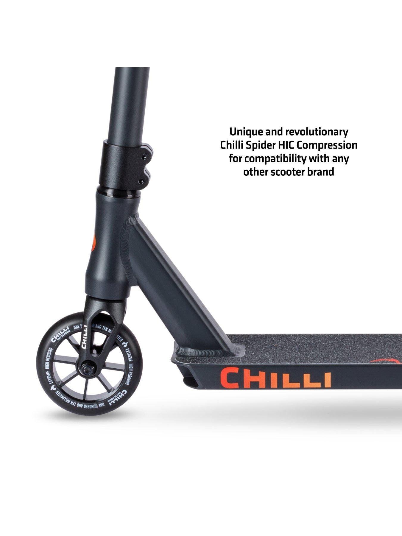 Image 3 of 7 of Micro Scooter Chilli Reaper Venom Stunt Scooter: Black/Red