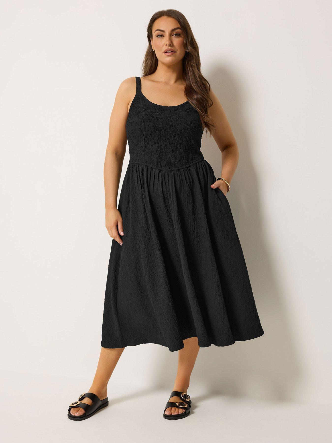 Image 3 of 5 of Yours Curve Shirred Detail Sundress - Black