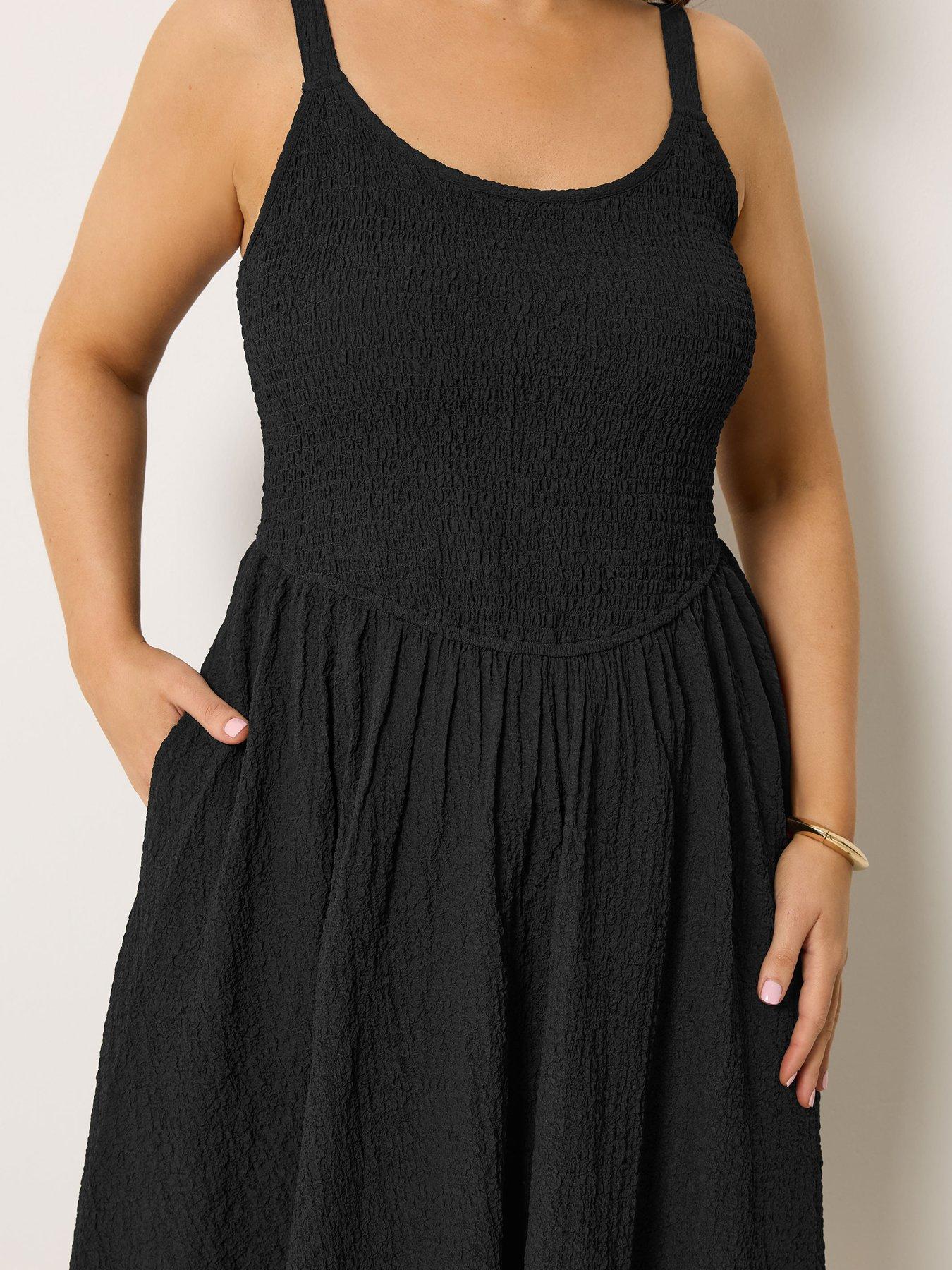 Image 4 of 5 of Yours Curve Shirred Detail Sundress - Black