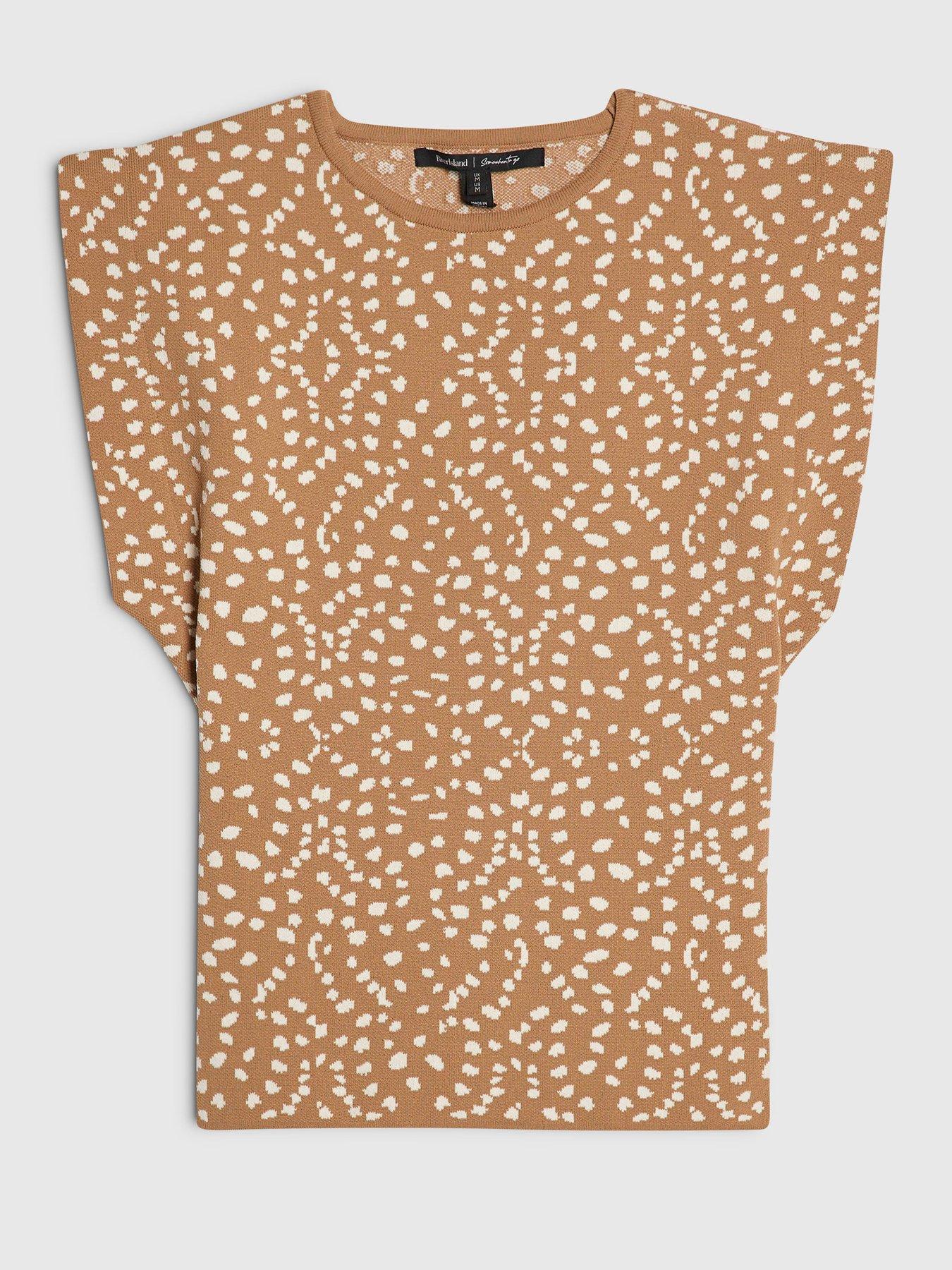 Image 4 of 4 of River Island Short Deer Print Fitted Brunch Top - Brown