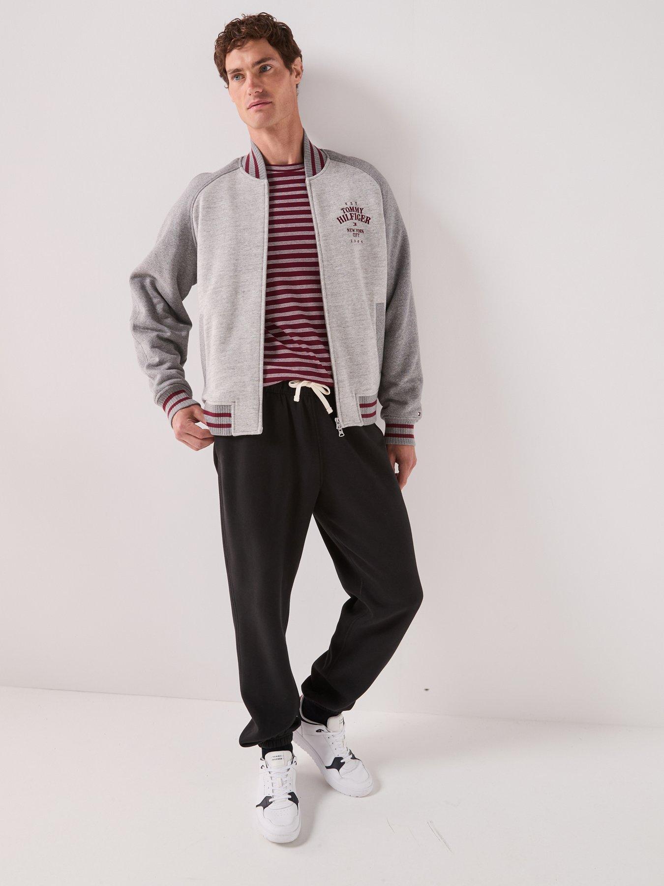 Image 3 of 6 of Tommy Hilfiger Men's Essential Fleece Sweatpants - Black
