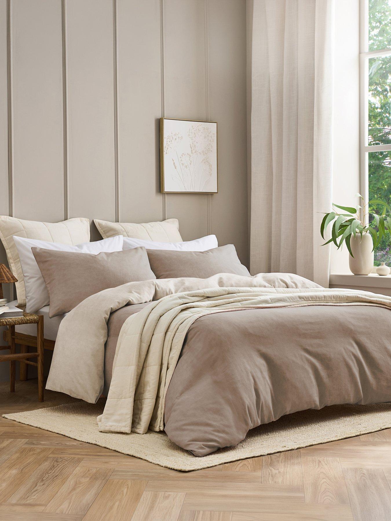 Christy Relaxed Linen Cotton Blend Reversible Duvet Cover Set