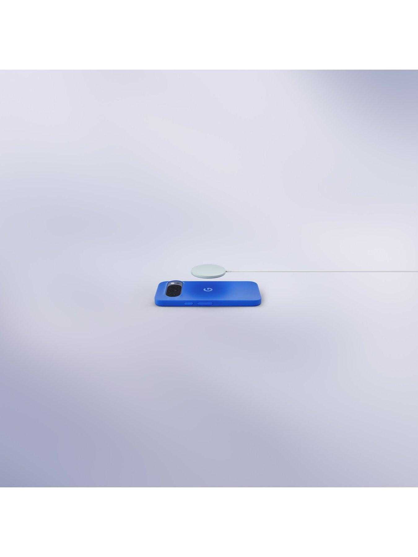 Image 7 of 7 of Google Qi2 Wireless Charger Rock Candy