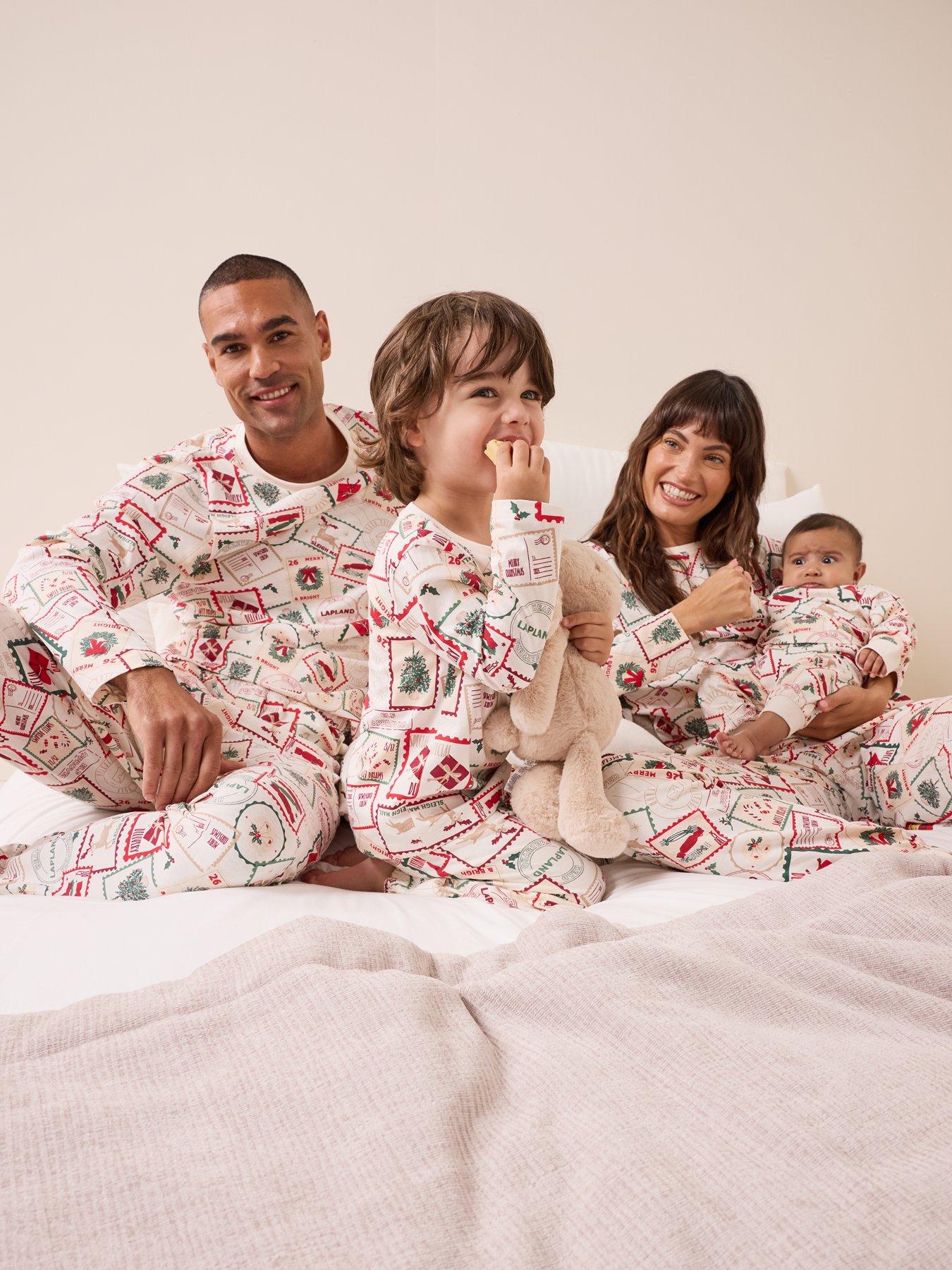 The Very Collection Kids Family Christmas Pyjama Postcard Top And Jogger Set - Multi