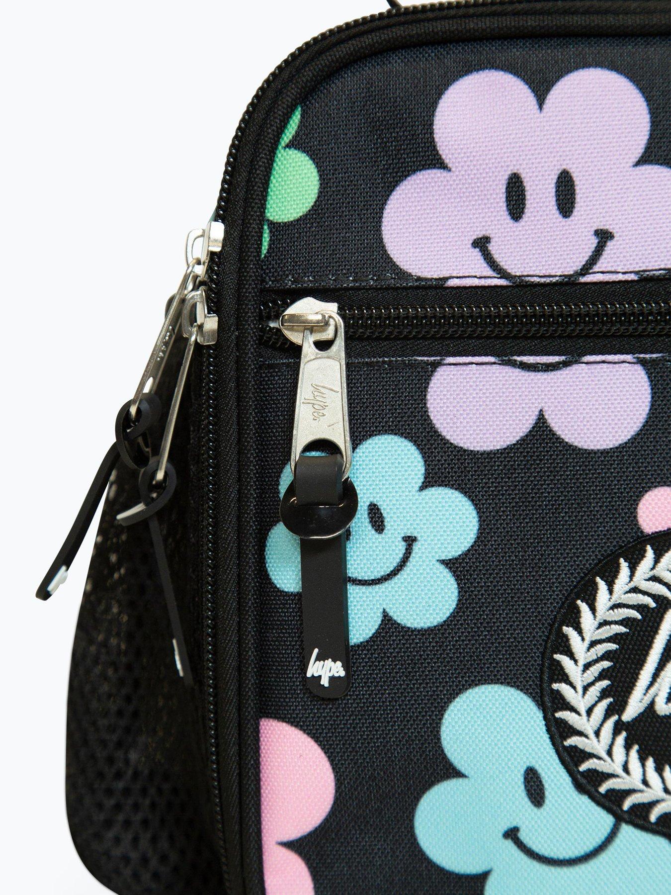 Image 2 of 4 of Hype Unisex Happy Flowers Lunch Box - Black