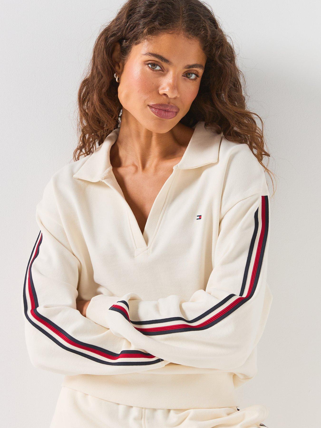 Image 6 of 6 of Tommy Hilfiger Global Stripe Relaxed Lounge Rugby Jumper - White