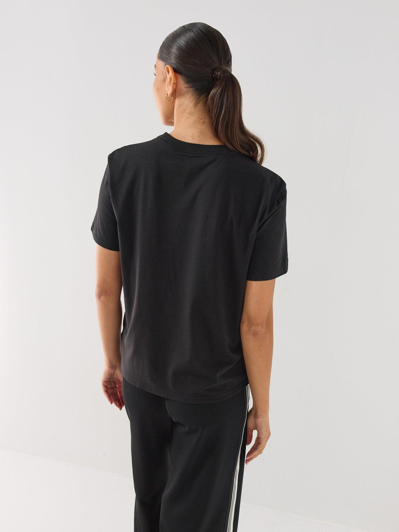 Image 2 of 4 of Calvin Klein Breathable Quick-dry Travel T-shirt - Black