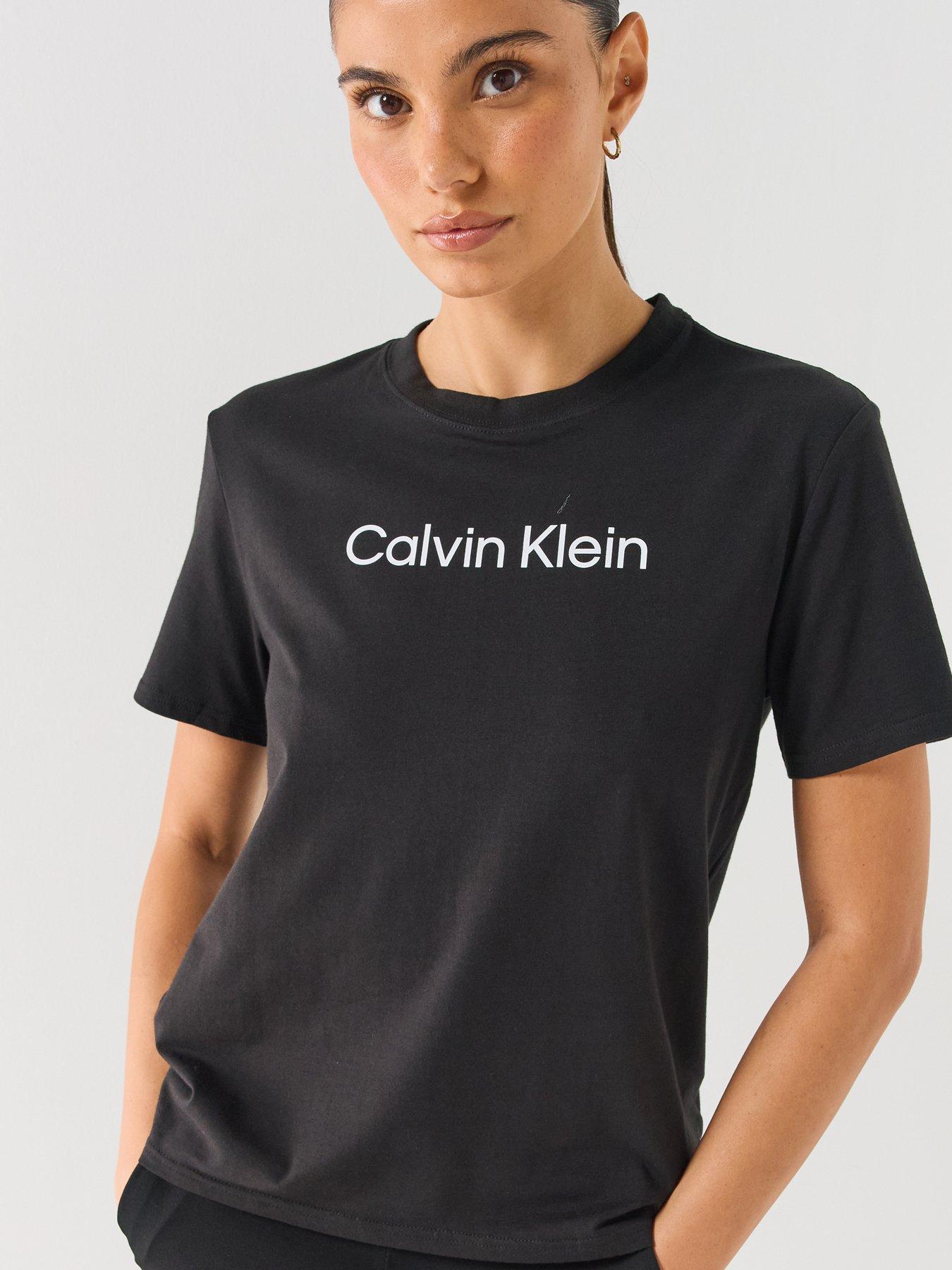 Image 4 of 4 of Calvin Klein Breathable Quick-dry Travel T-shirt - Black