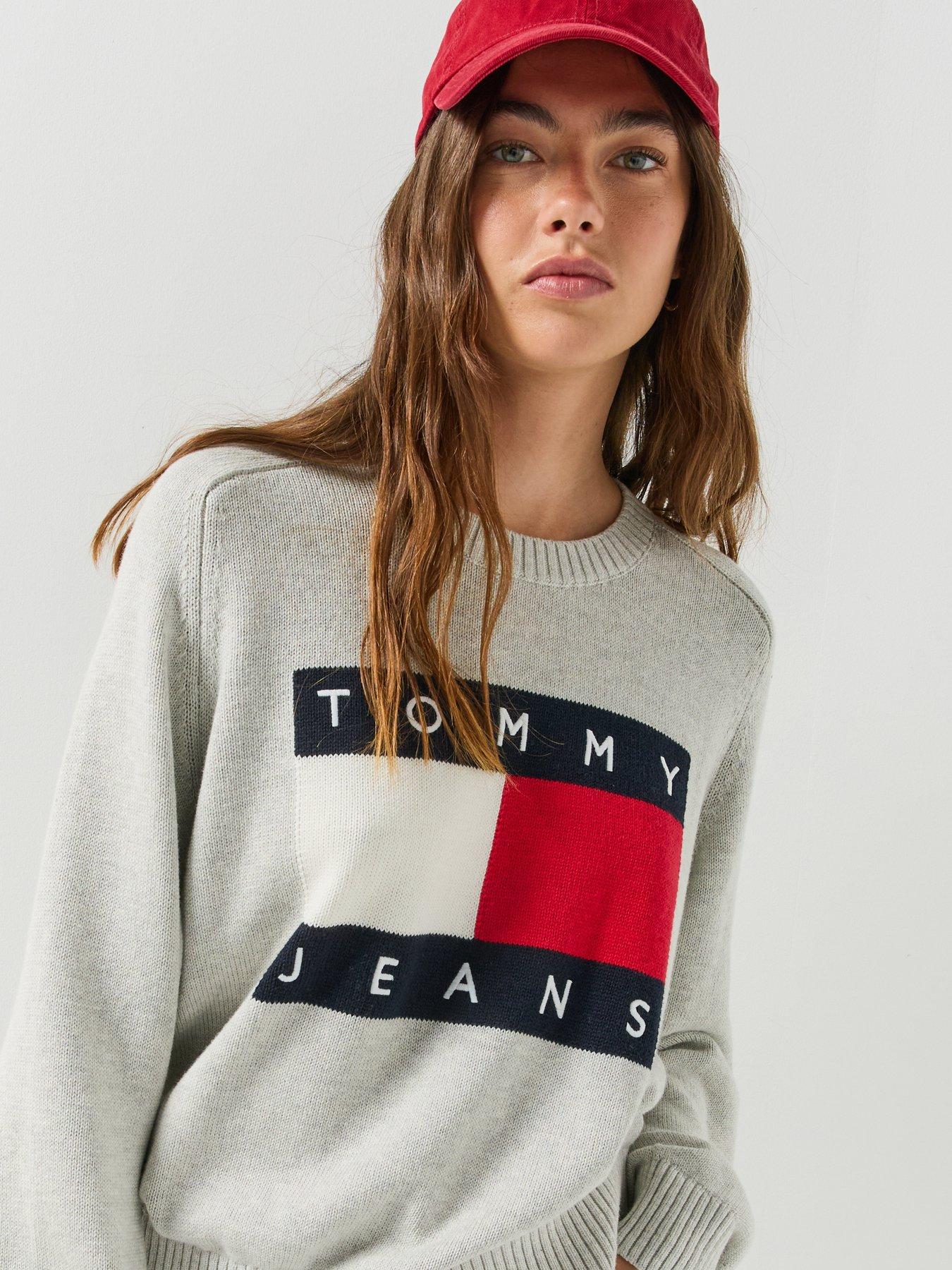 Image 4 of 6 of Tommy Jeans Tommy Flag Relaxed Crew Neck Jumper - Grey