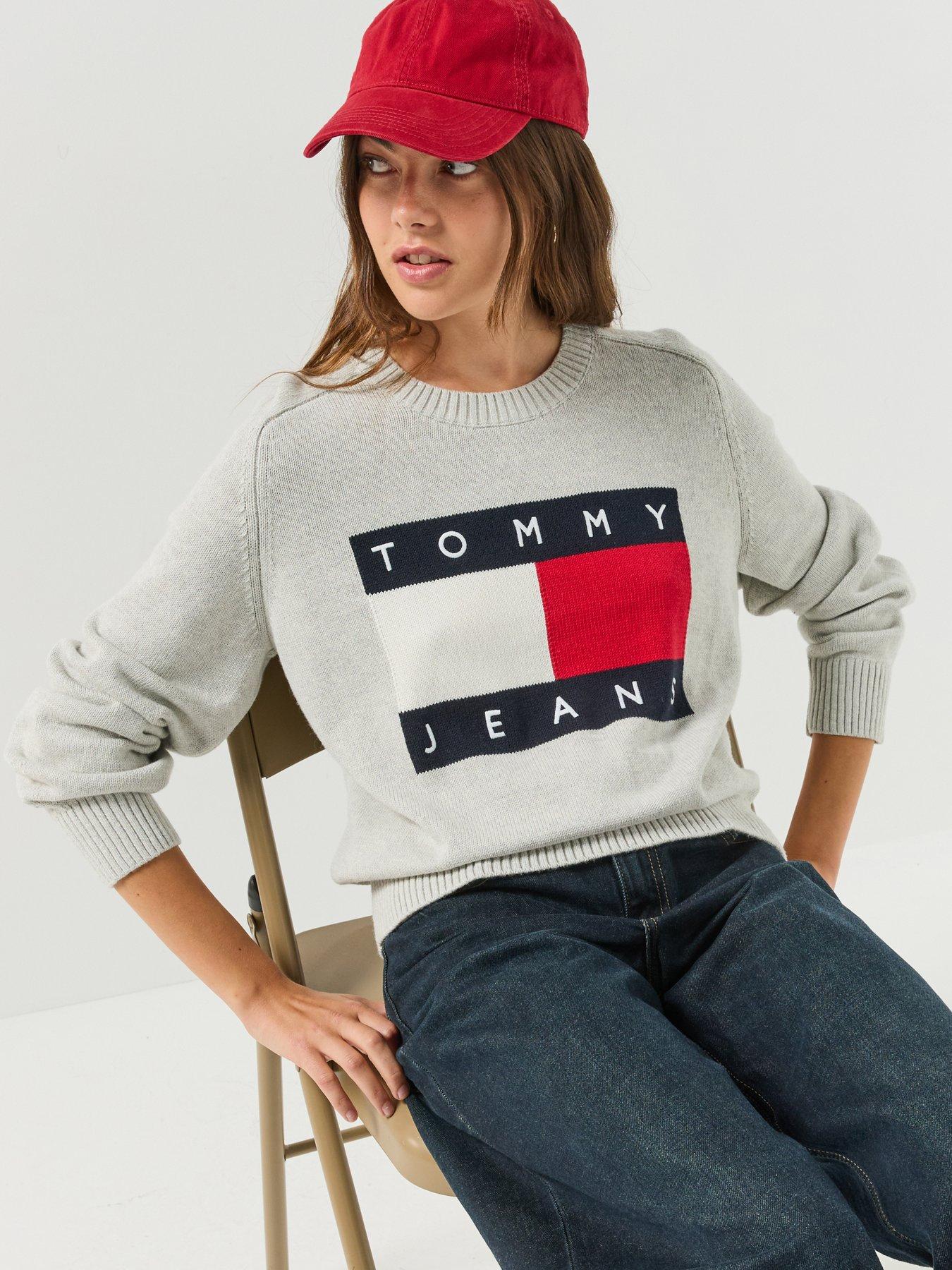 Image 6 of 6 of Tommy Jeans Tommy Flag Relaxed Crew Neck Jumper - Grey