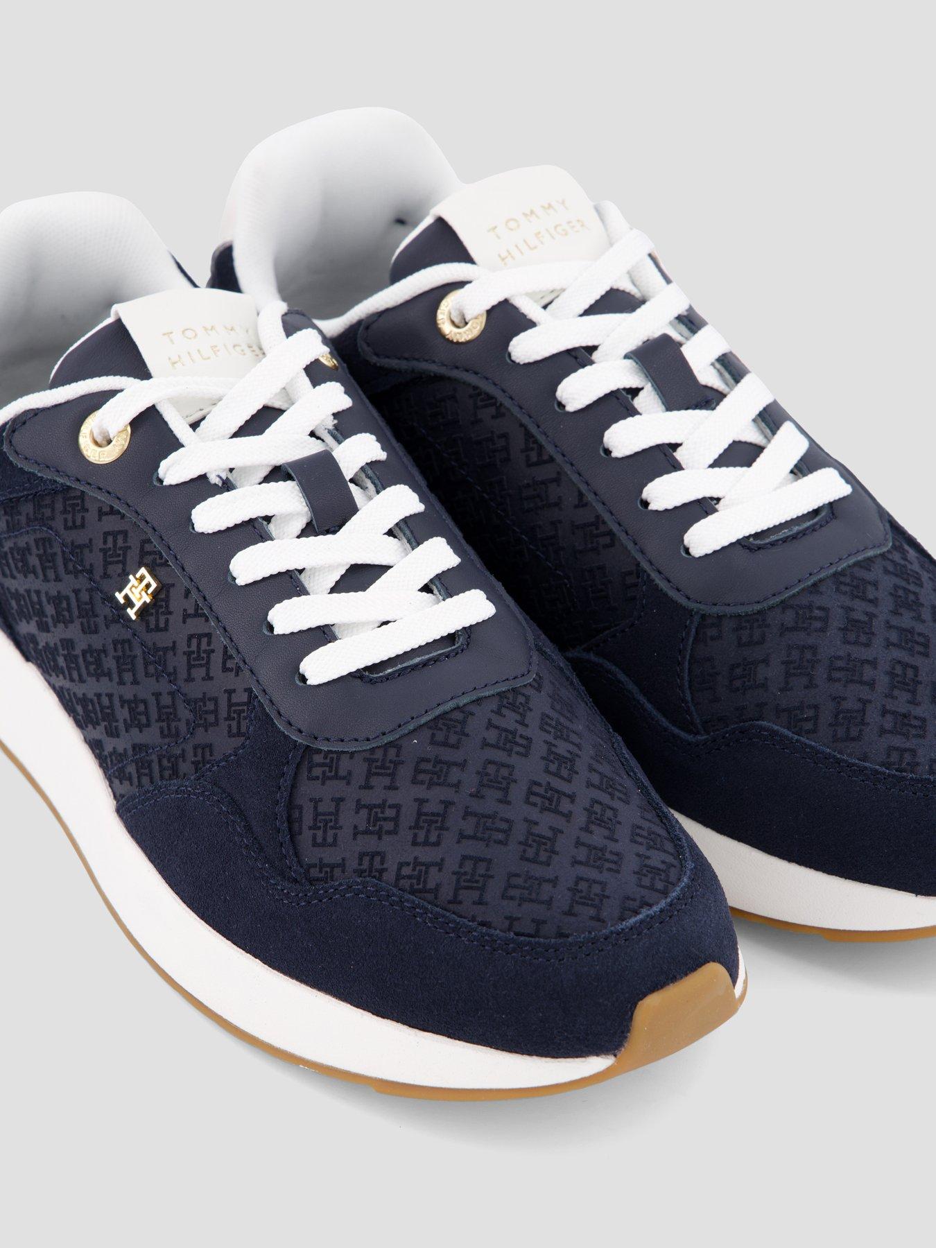 Image 5 of 7 of Tommy Hilfiger Monogram Plaque Suede Trainers - Blue